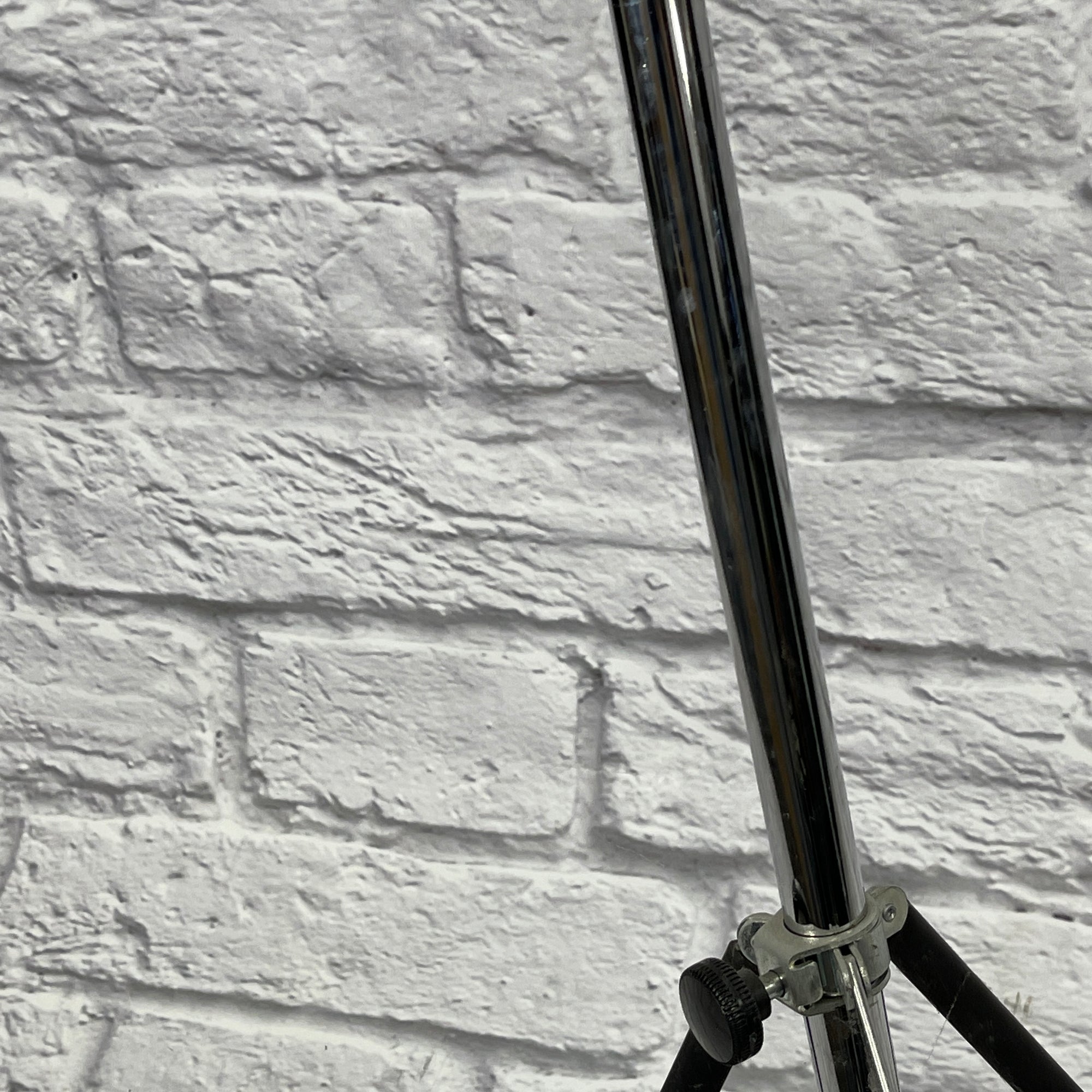 Hamilton Chrome Guitar Stand