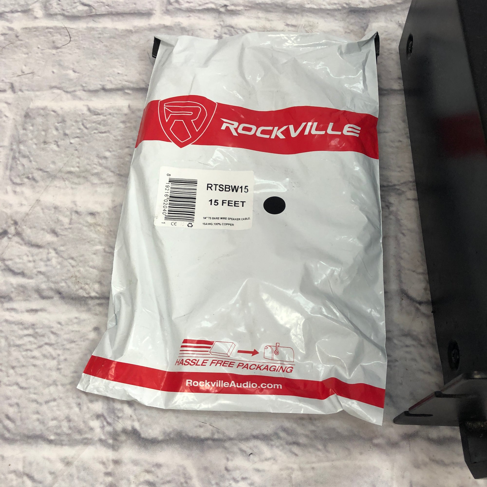 Pyramid PA800X Solid State Power Amp w/Speaker Wire