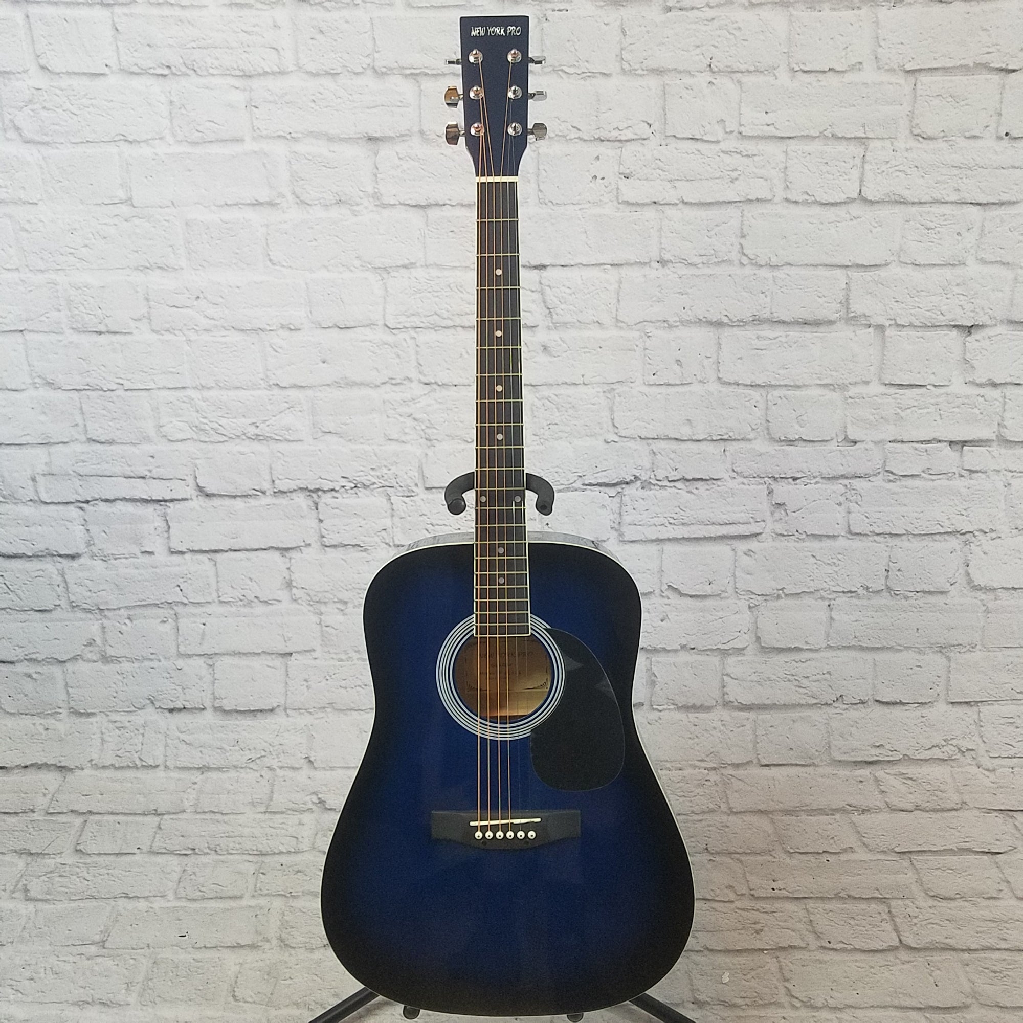 New York Pro 42BLS Acoustic Guitar