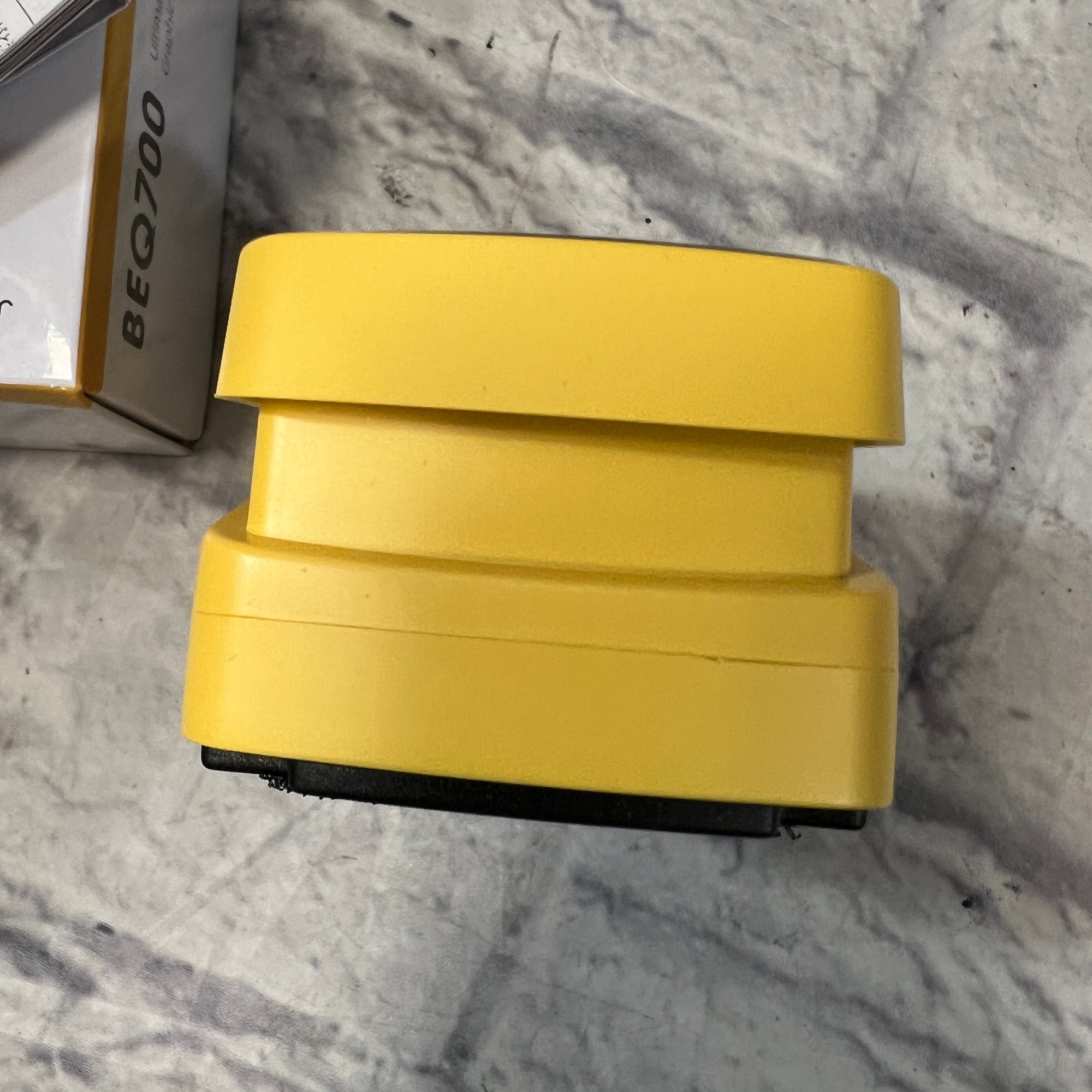 Behringer Bass Graphic EQ Equalizer Pedal