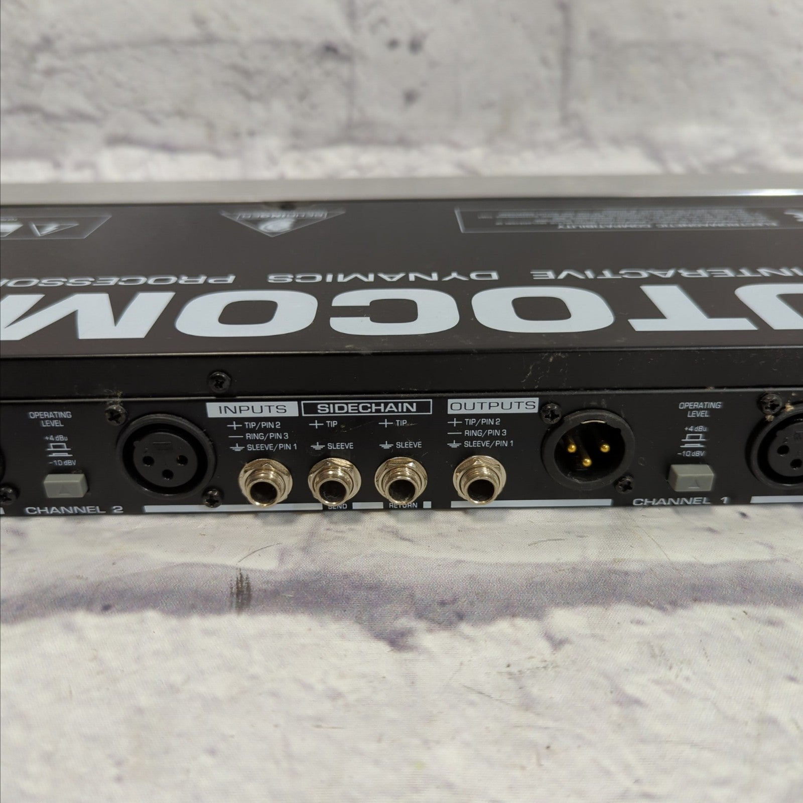 Behringer MDX1400 Rack Compressor Limiter