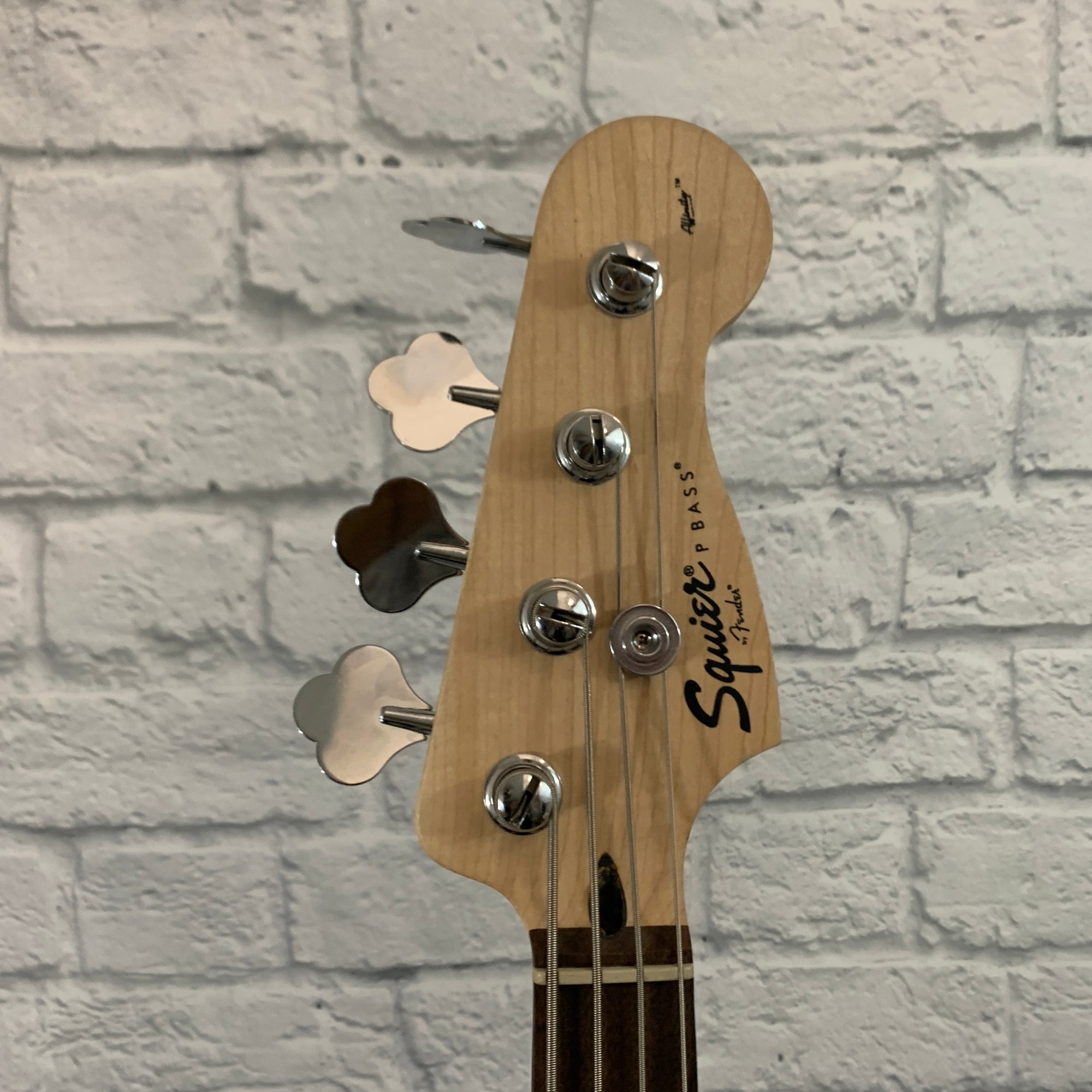 Squier Affinity Series PJ Bass Black
