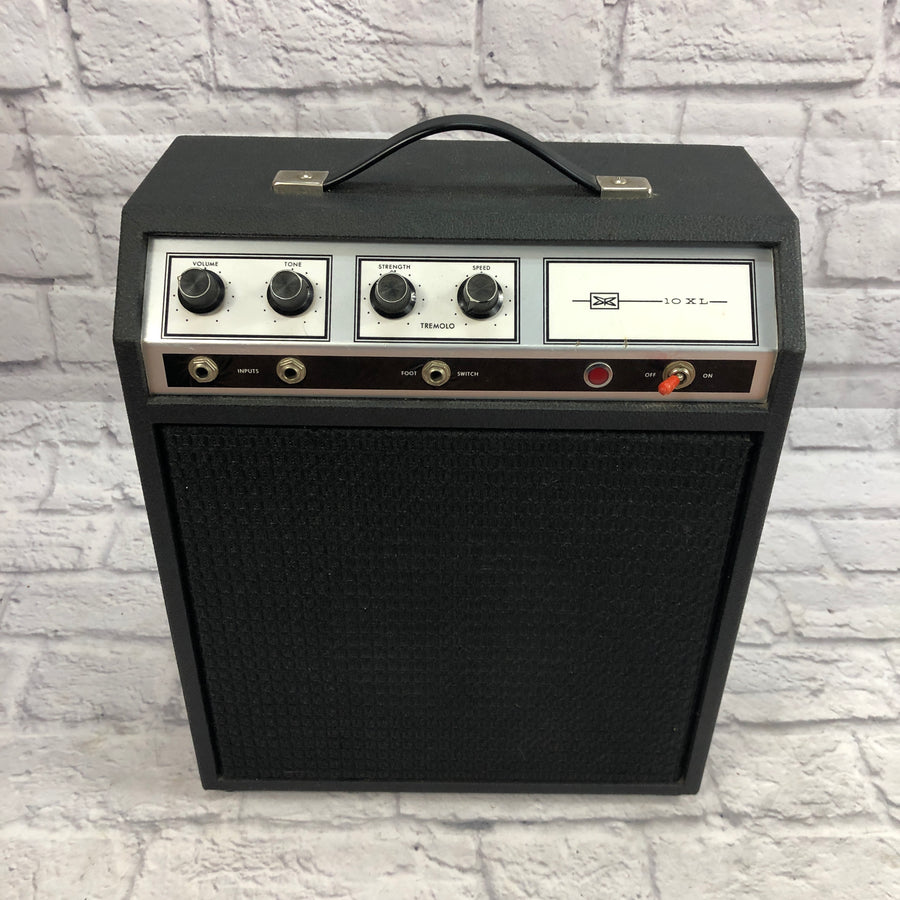 Vintage 1960's Silvertone 10XL Combo Guitar Amp