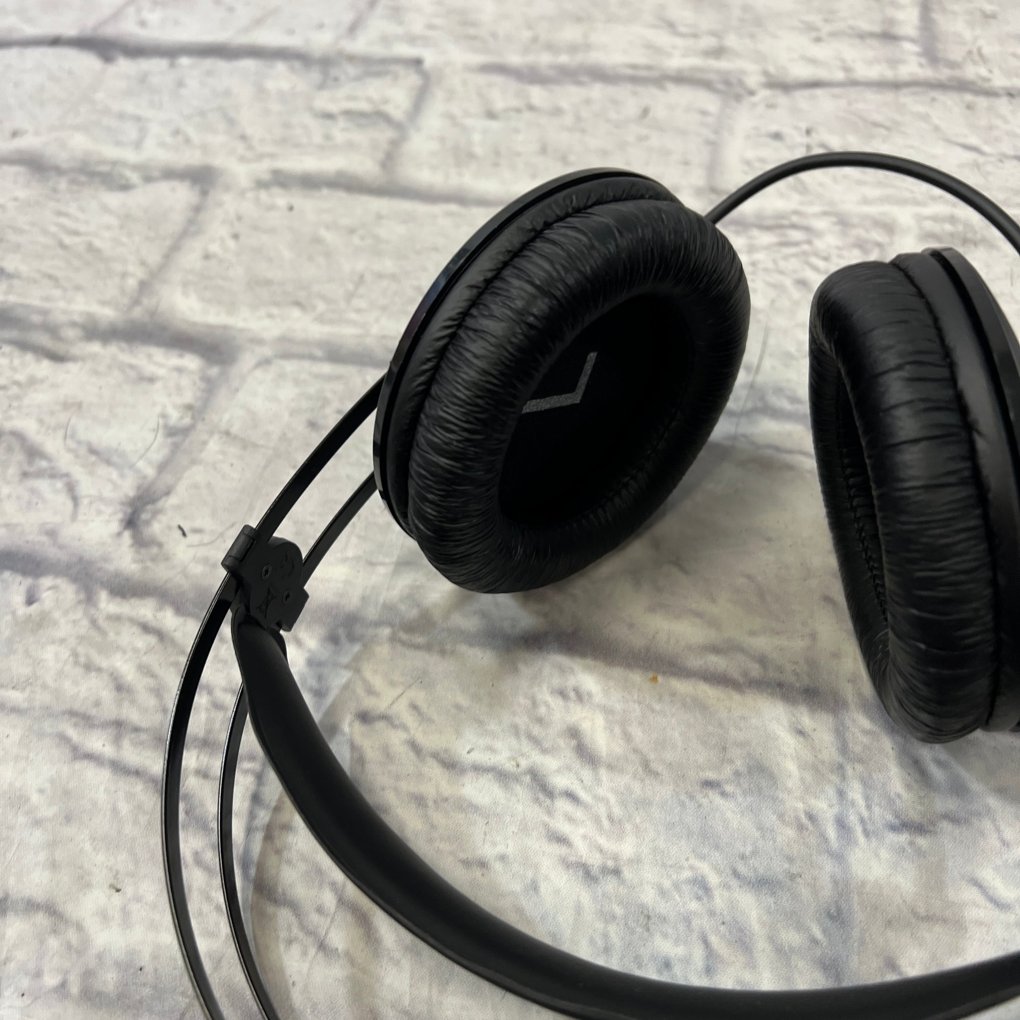 AKG K52 Closed Back Home Audio Headphones