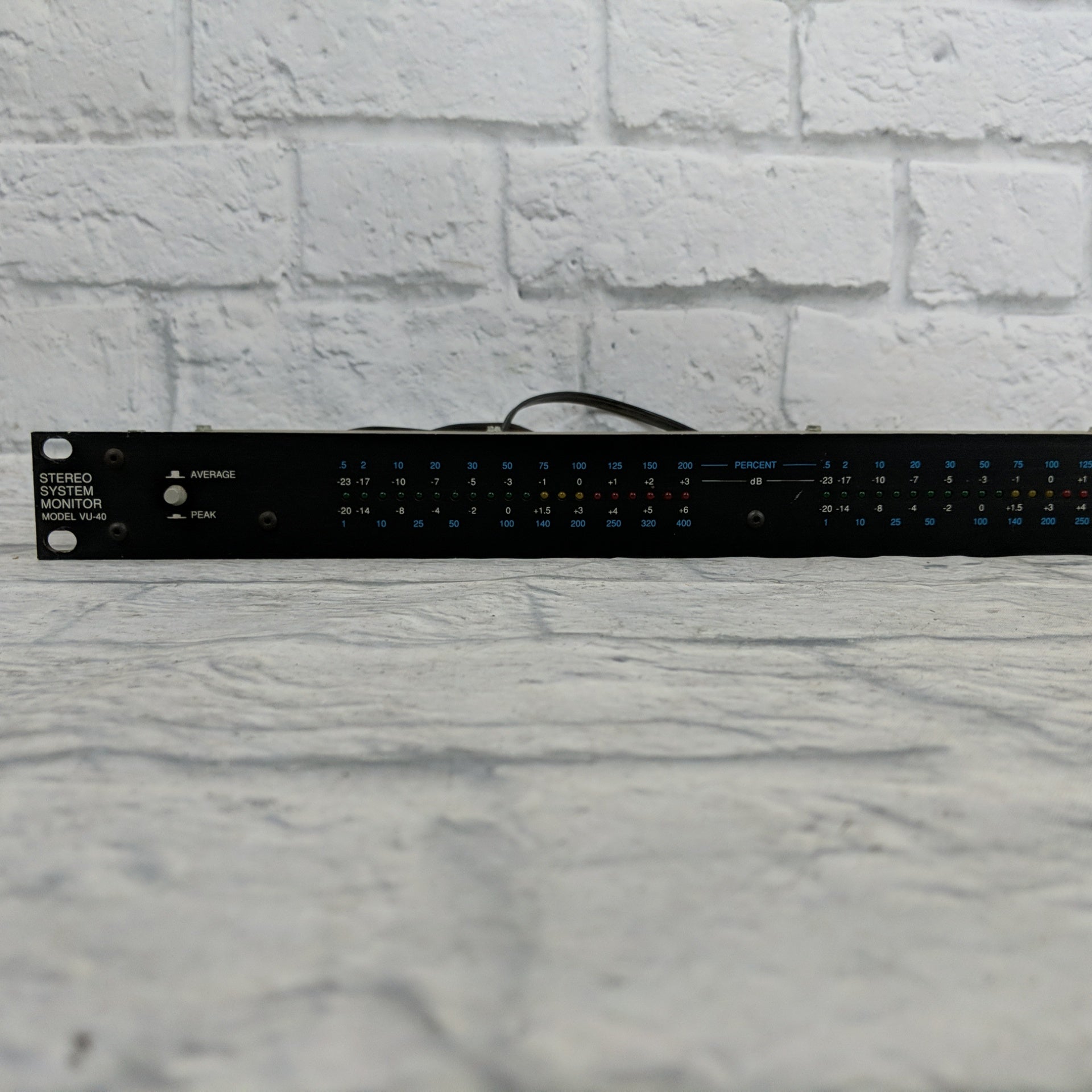 Furman VU-40 Stereo System Monitor