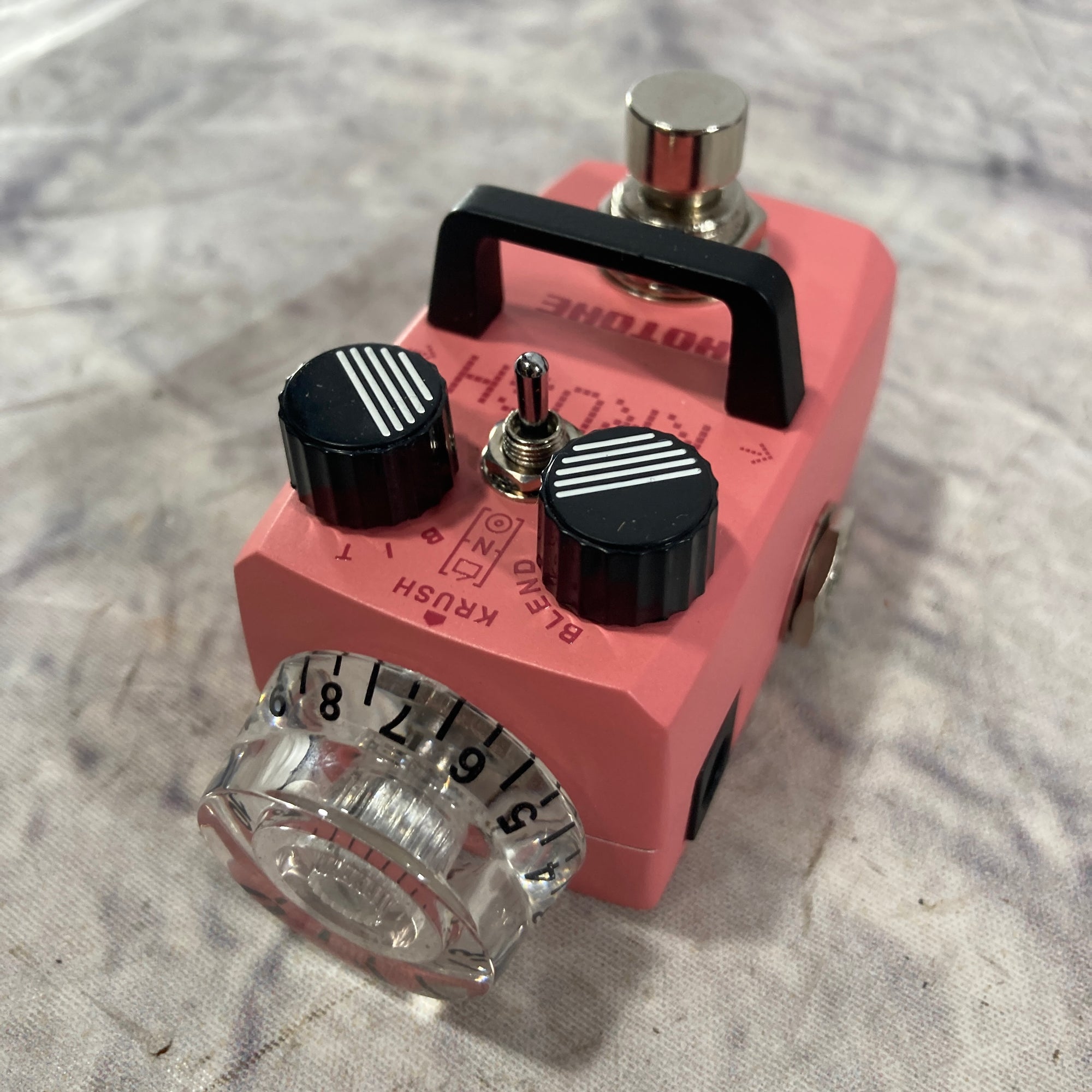 Hotone Krush Bitcrusher Sample Rate Reducer Pedal