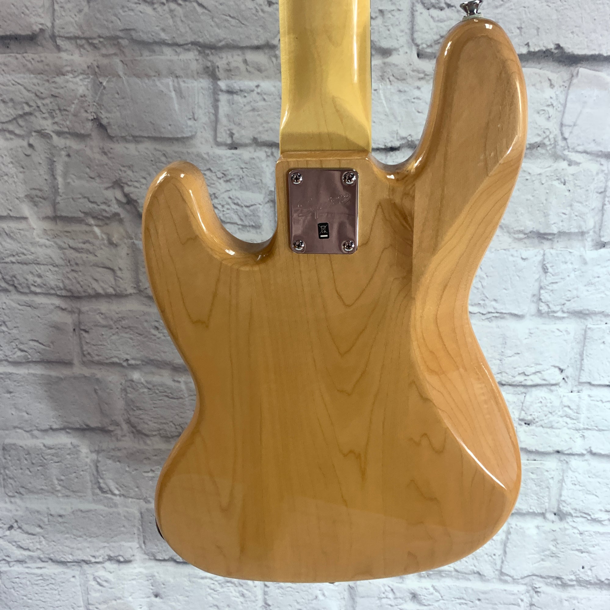 Squier Vintage Modified 5String Jazz Bass w/ Aguilar Preamp Evolution Music