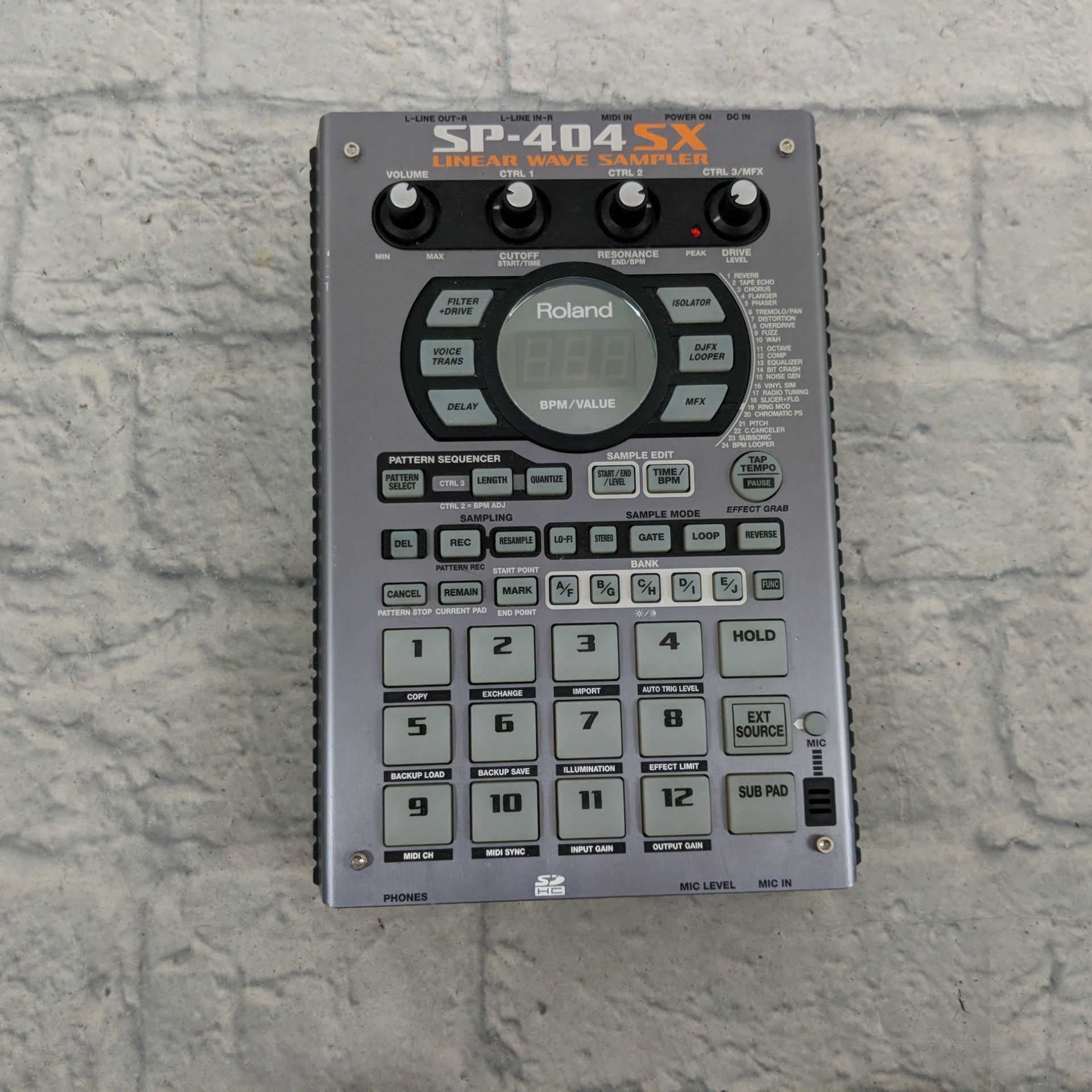 Roland SP-404 SX Linear Wave Sampler - Evolution Music