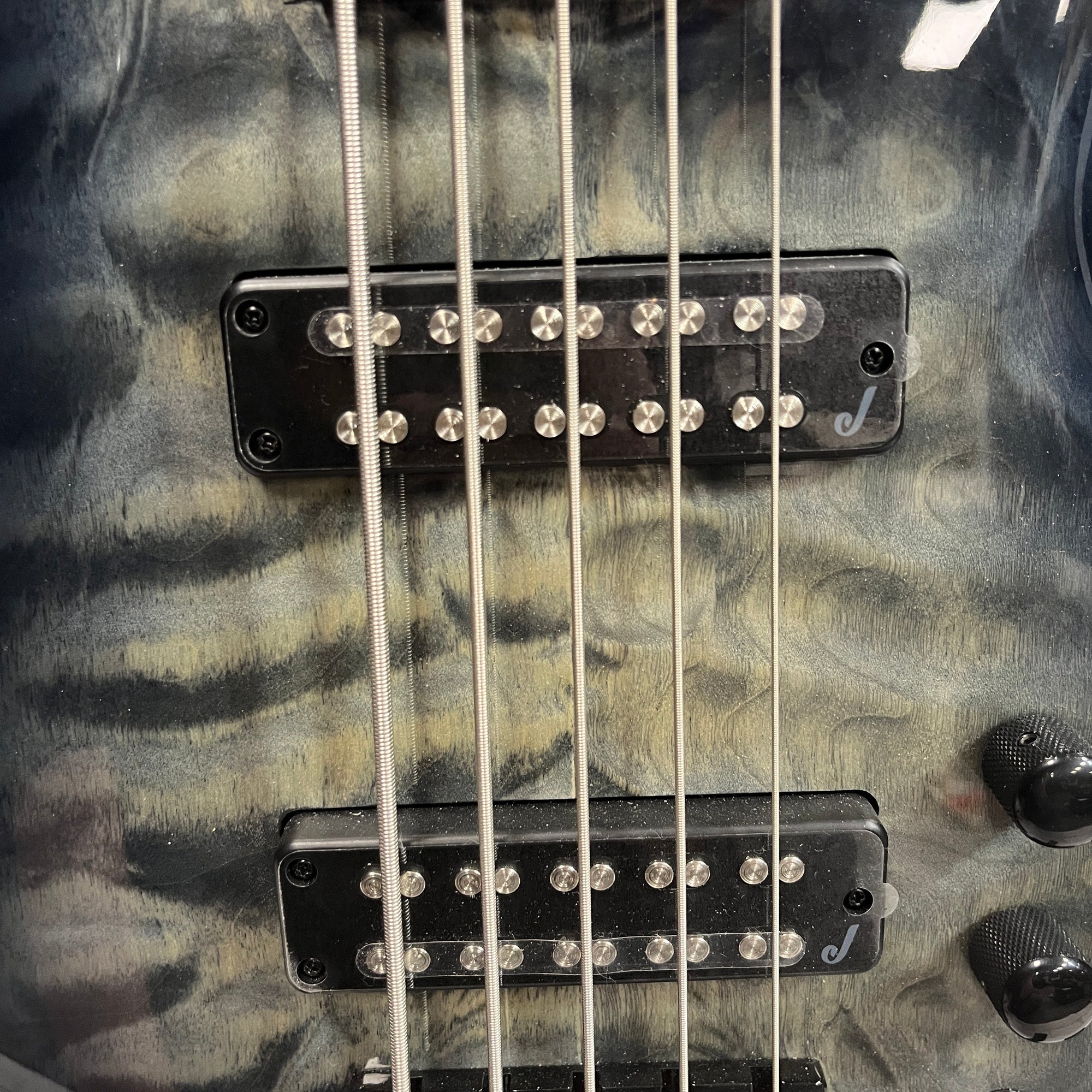Jackson Pro SBXQ V 5 String Bass Transparent Black