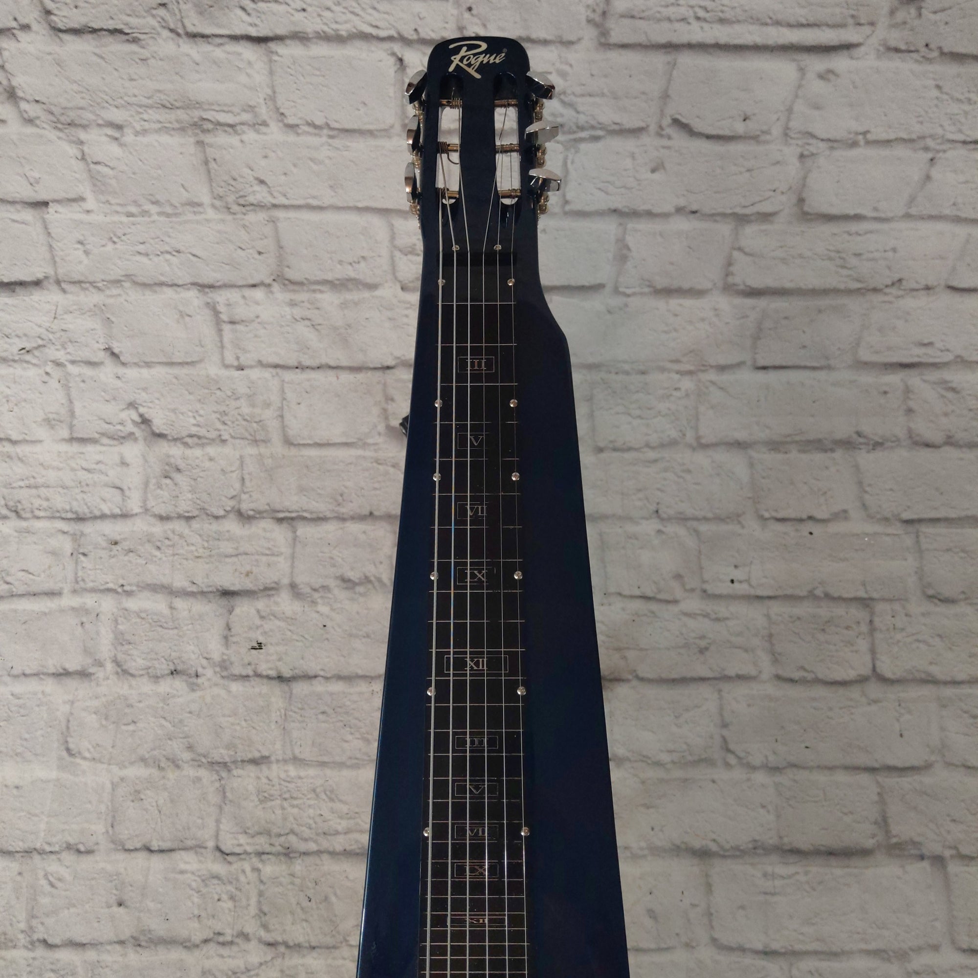 新品 Rogue RLS-1 Lap Steel Guitar Black Rogue RLS-1 Lap Steel Guitar With Stand and Gig Bag Metallic