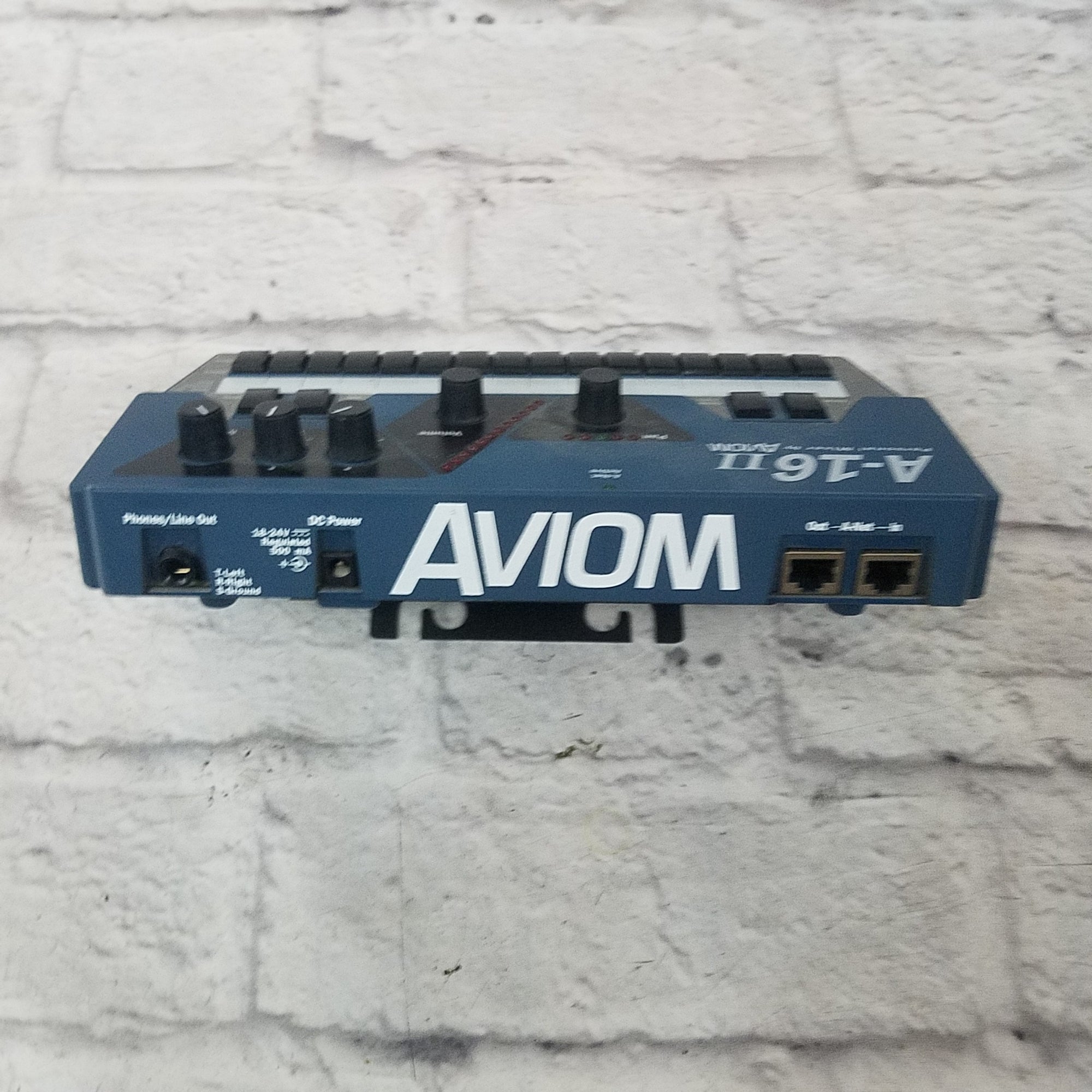 Aviom A-16 Personal Mixer — AudioTechnology