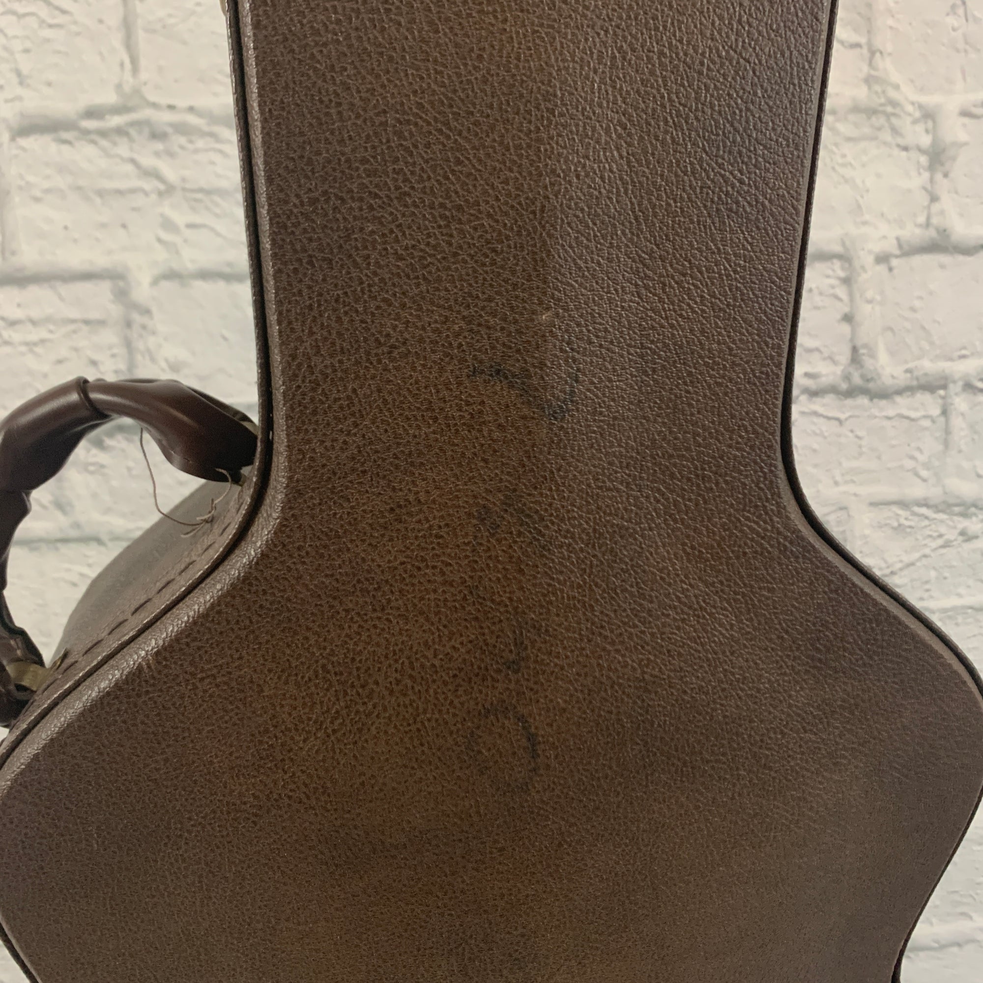 Gibson Jumbo Custom Acoustic Hardshell Case