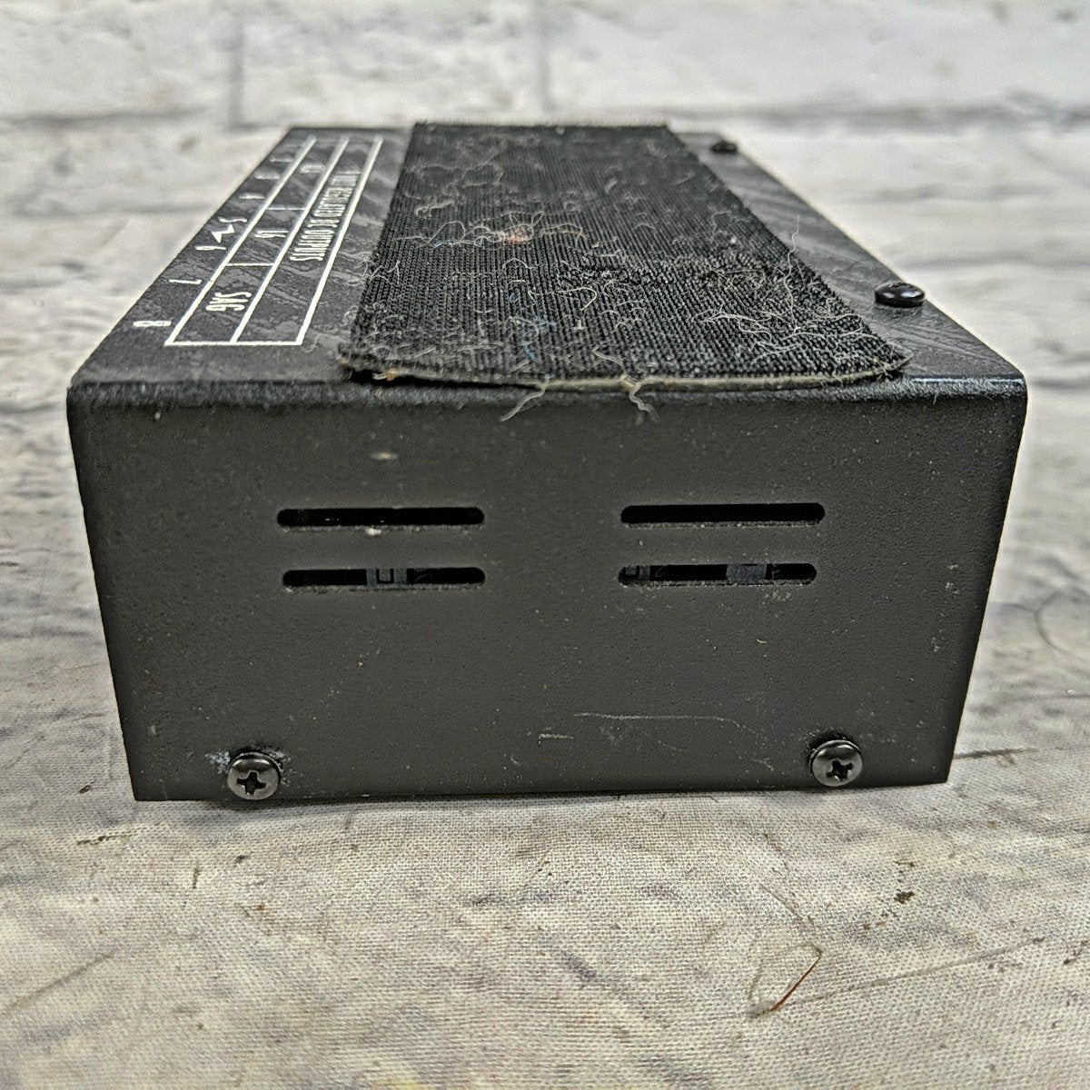 Voodoo Lab Pedal Power Plus 2 Power Supply