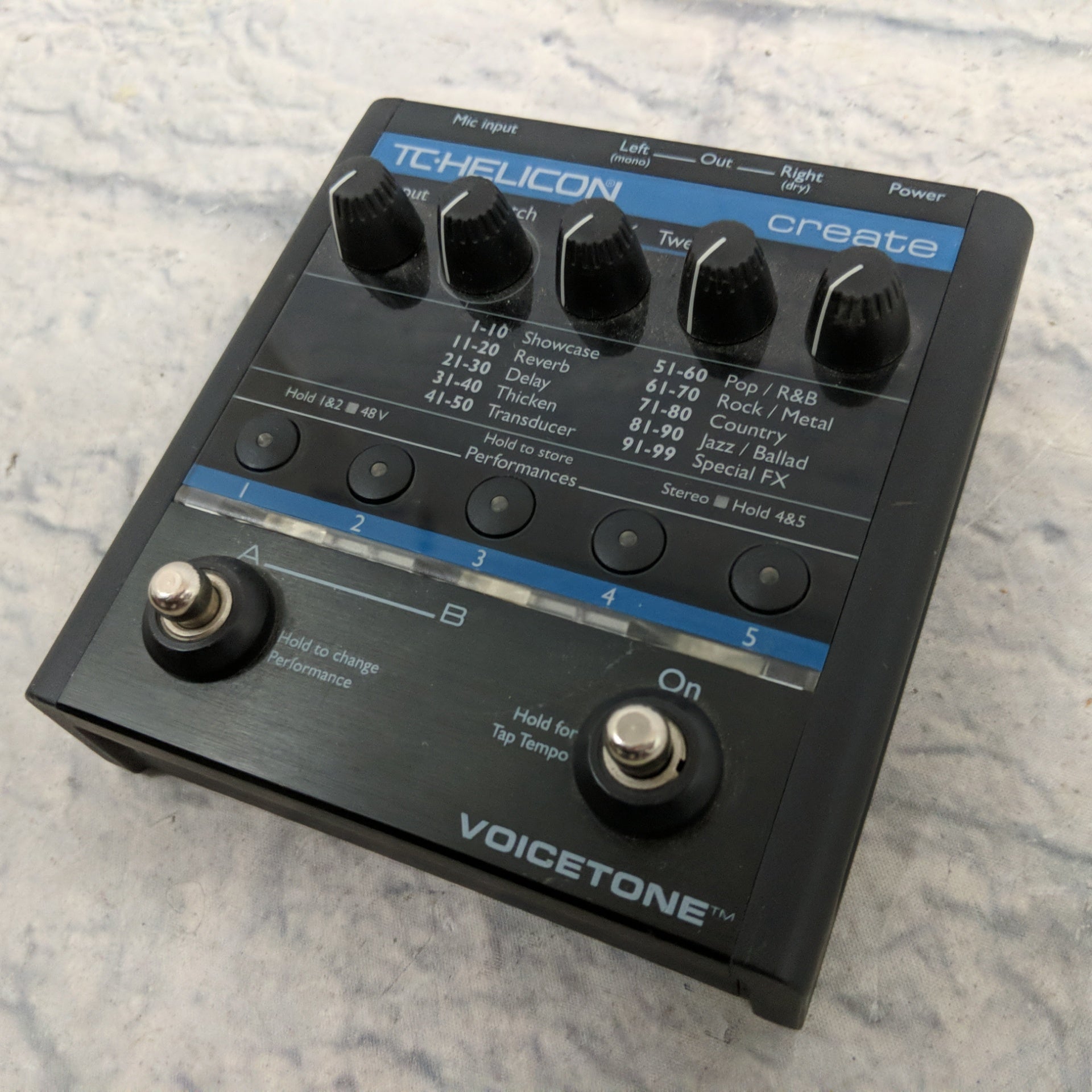 TC Helicon Voicetone Create
