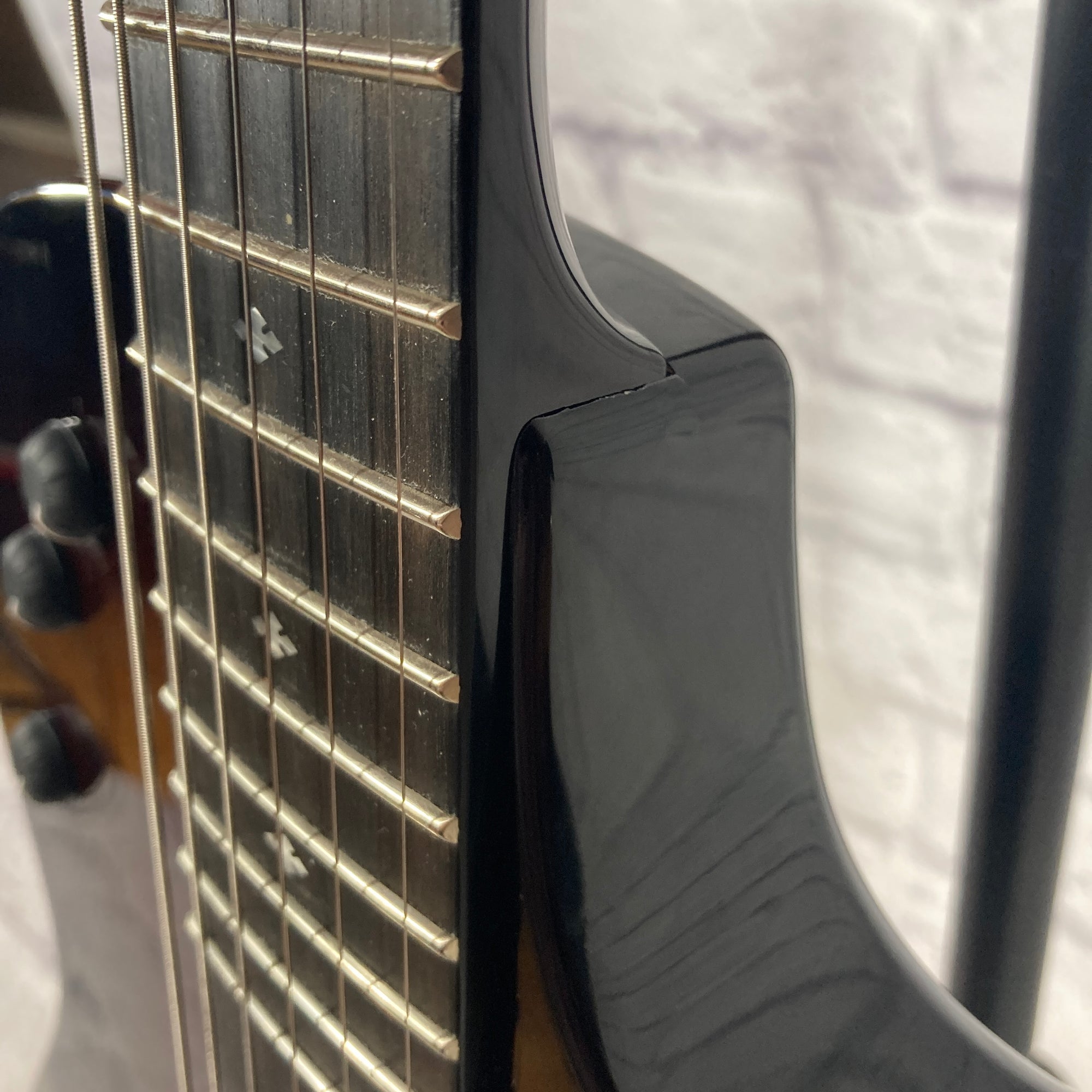 Taylor T5Z Classic DLX Electric Hybrid B-Stock