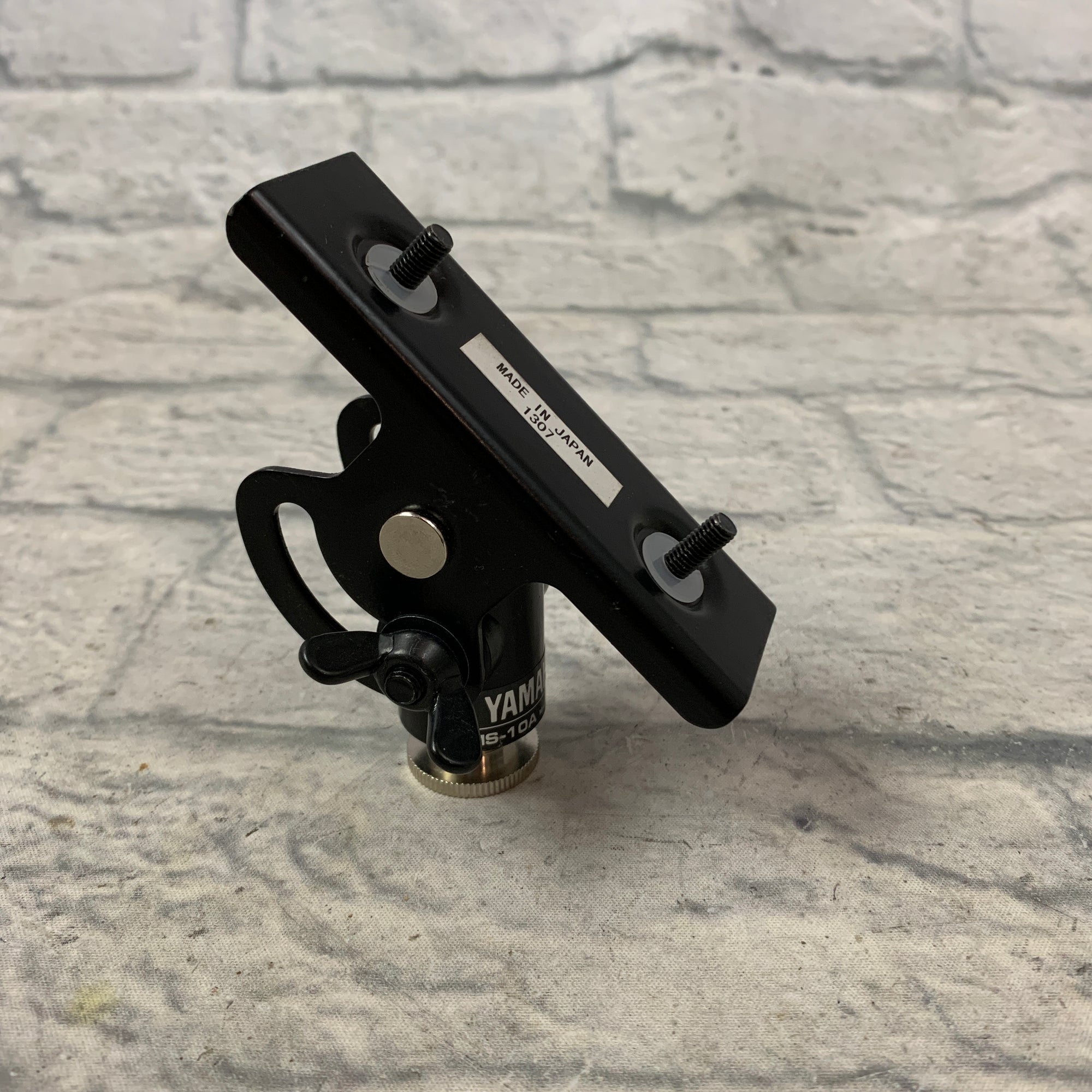 Amazon.com: Yamaha BMS10A Microphone Stand Adaptor : Musical