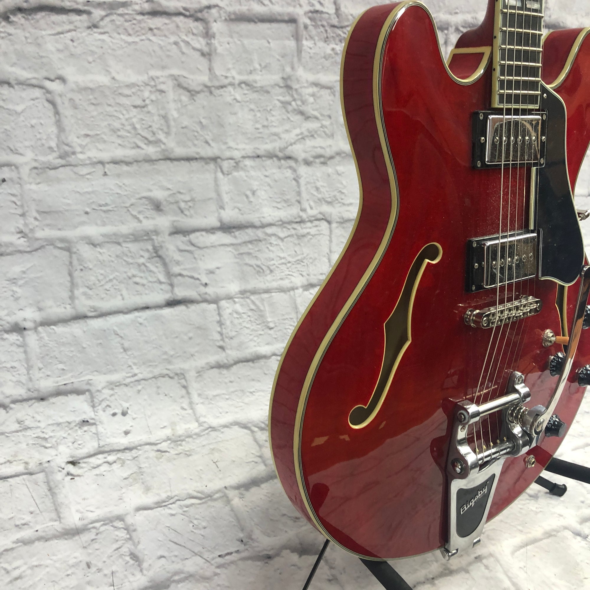 Eastman T486B-RD Hollow Body Thinline with Case Hollow Body Electric Guitar