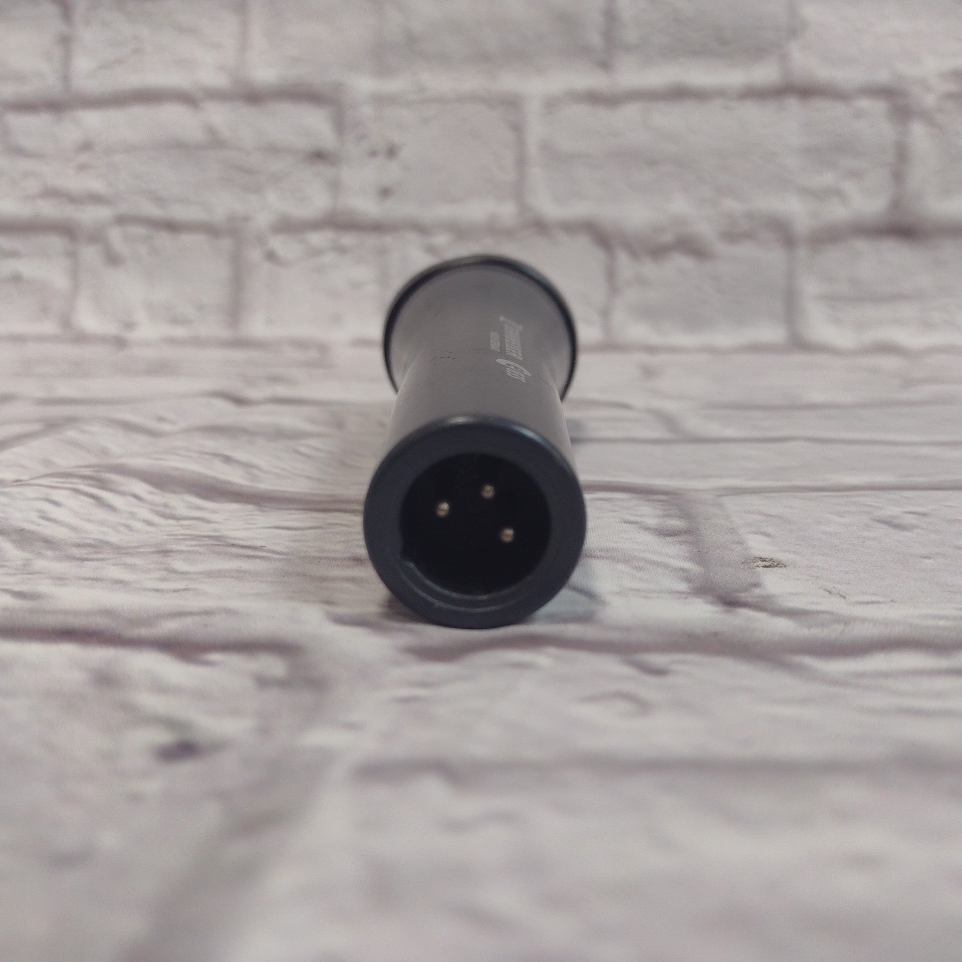 Sennheiser E835S Dynamic Microphone