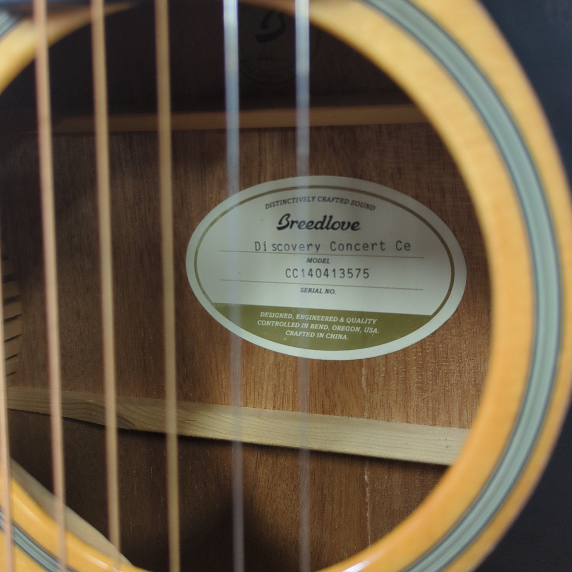 Breedlove Discovery CE Concert Acoustic