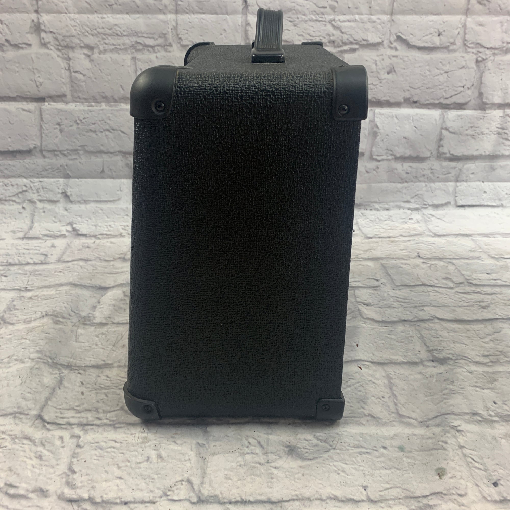 Crate XT15R Guitar Combo (clean only) As-Is