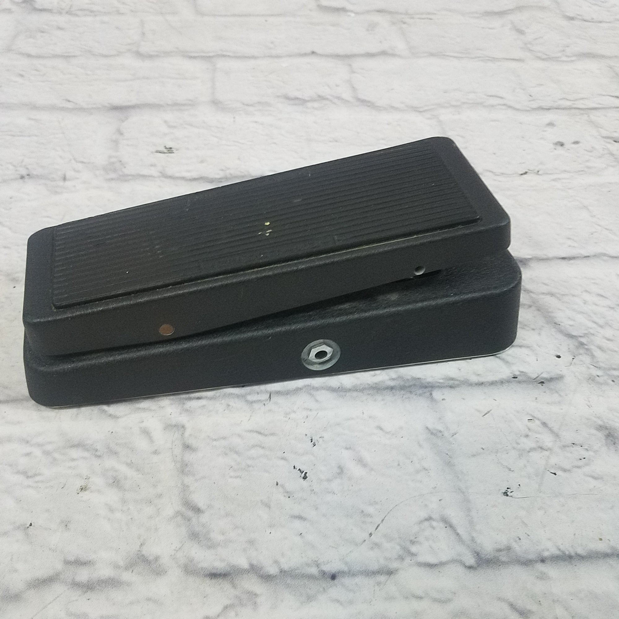 Dunlop Crybaby Wah pedal CGB-95