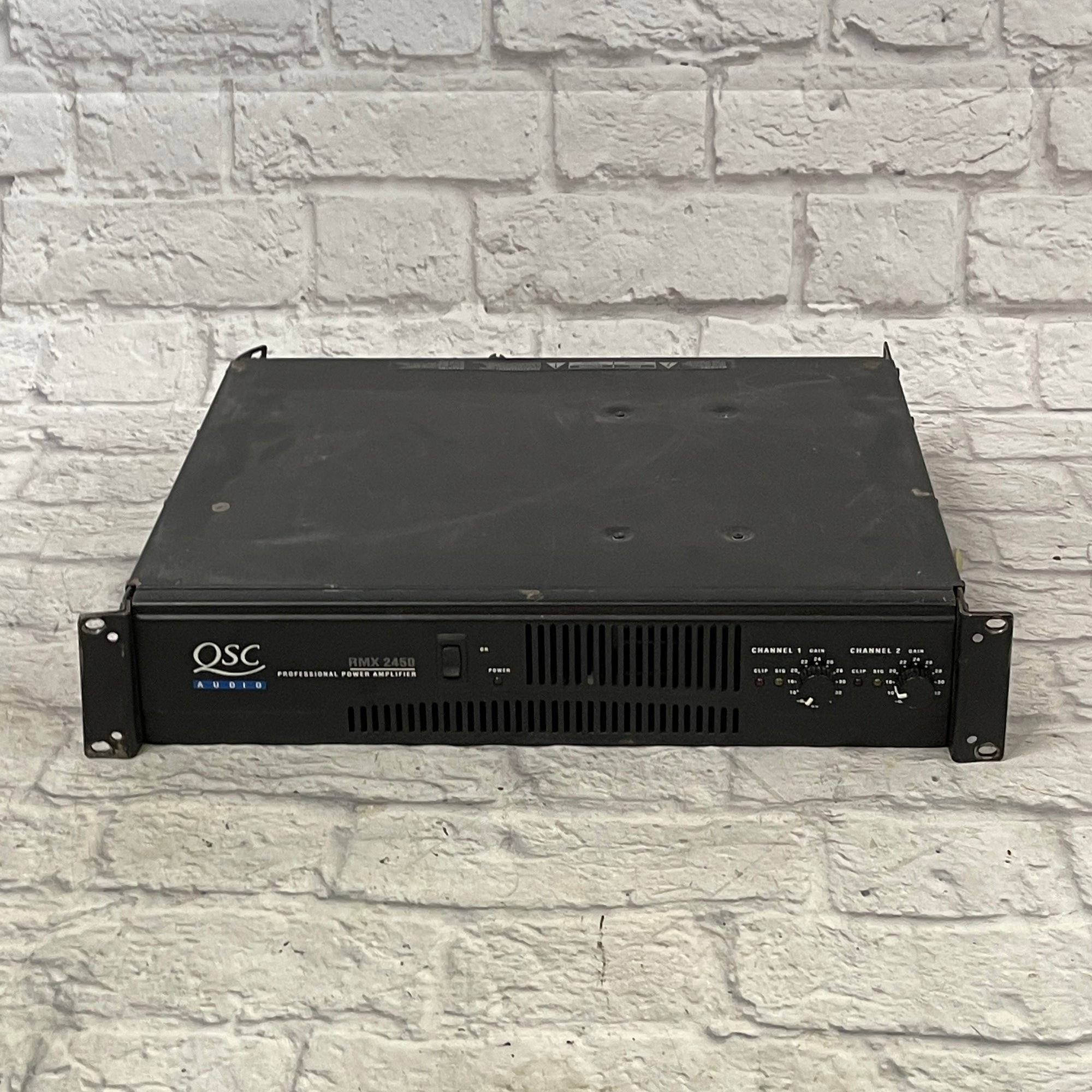 QSC RMX2450 2400W Power Amp