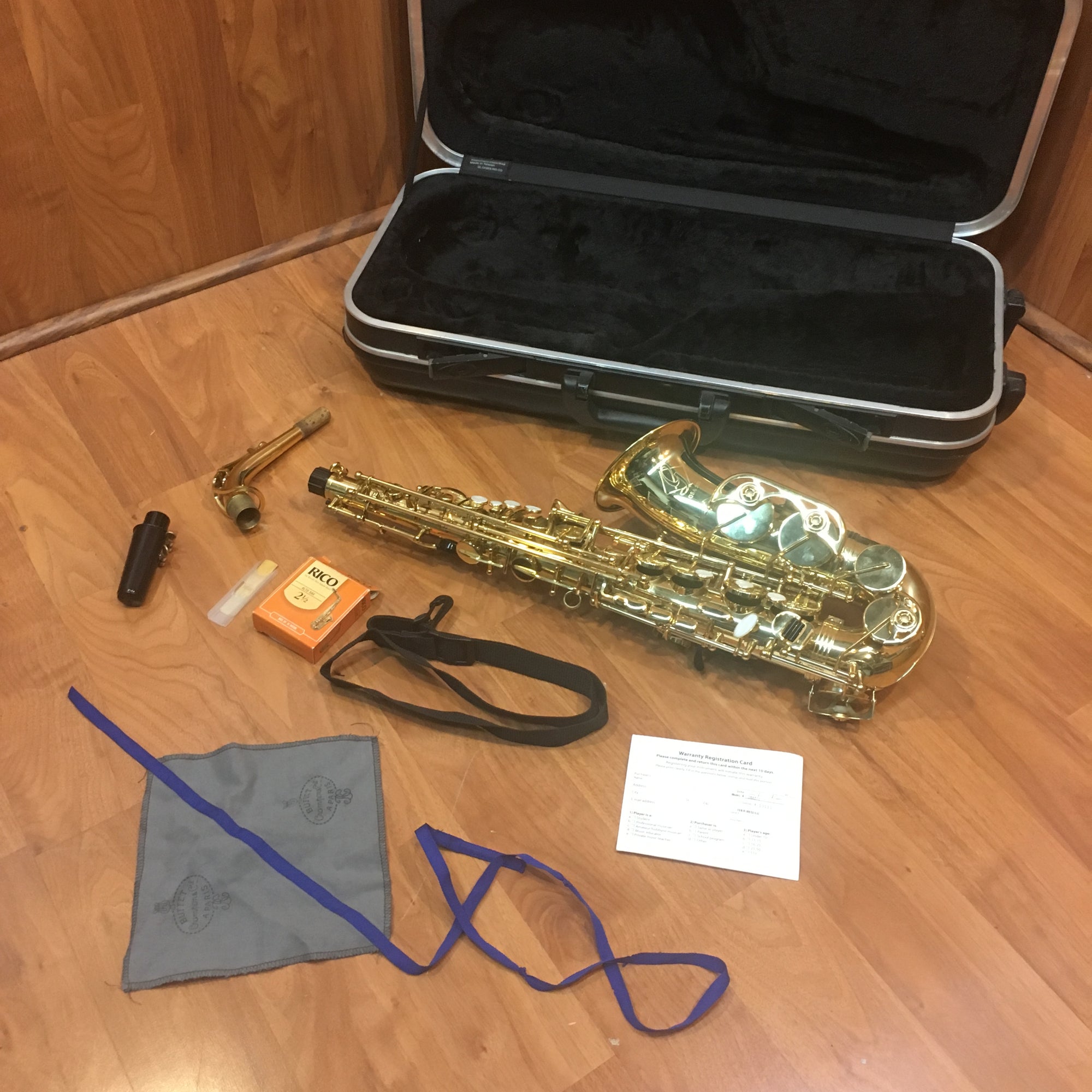Gemeinhardt GSA500 Alto Sax w/ Case & Accessories