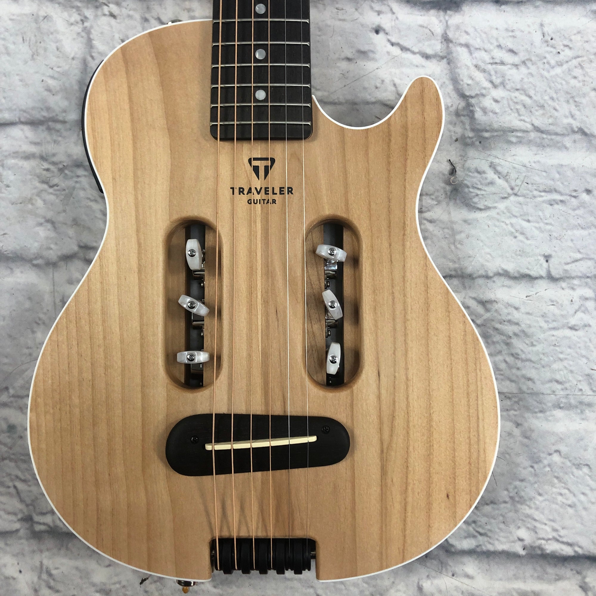 Traveler Excape MkIII Travel Acoustic Electric Guitar