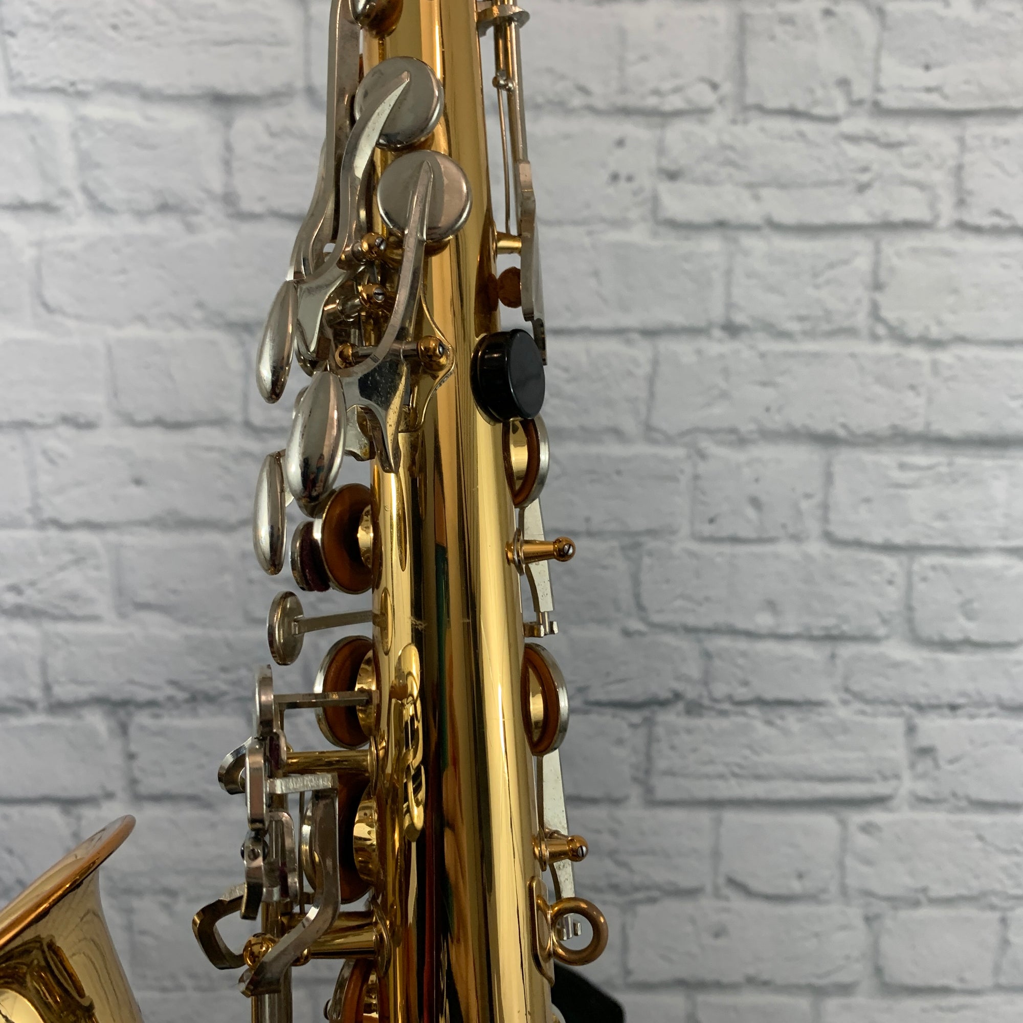 MIJ Vito Alto Saxophone w/ Pro-Tec Case