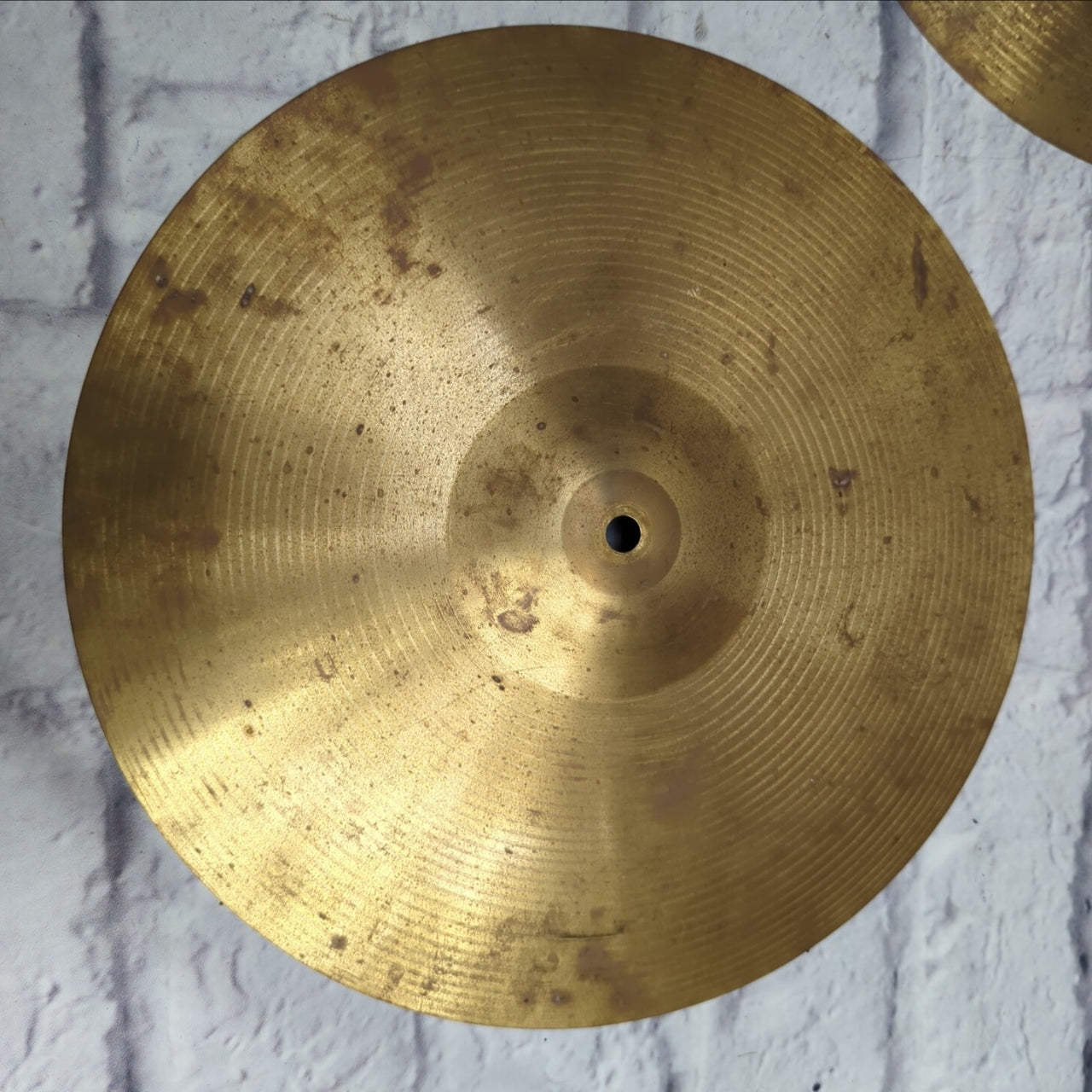 Unknown 14 Hi Hat Cymbal Pair