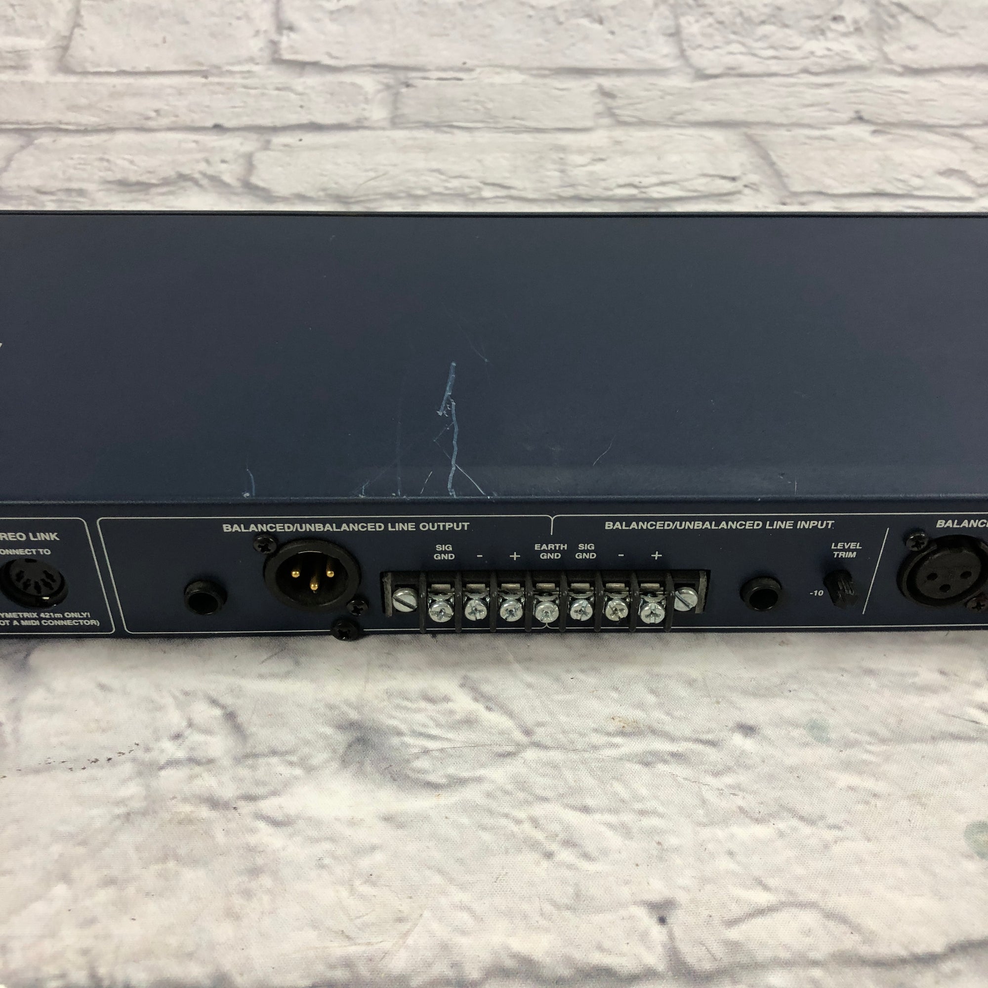 Symetrix 421M AGC Leveler / Limiter / Expander