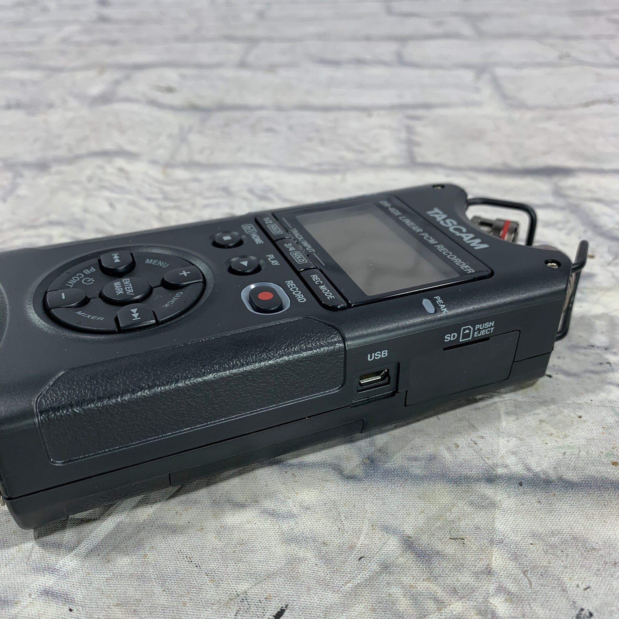 Tascam DR 40X 4 Channel Portable Digital Recorder