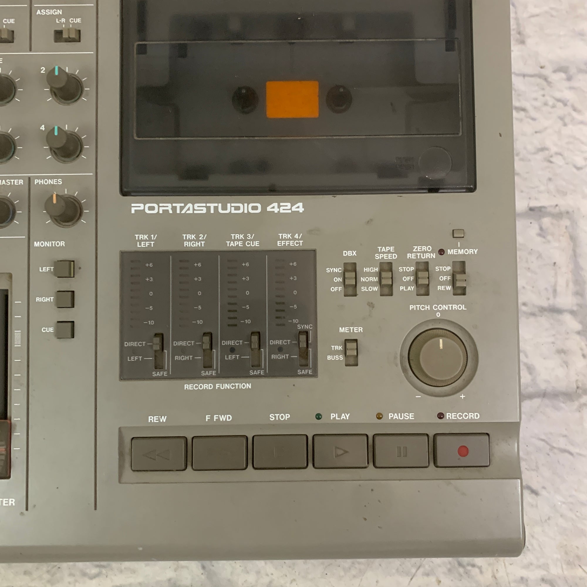 TASCAM PORTASTUDIO 424 ジャンク TASCAM Portastudio 424 MKii 4-track Cassette Recorder CLEAN