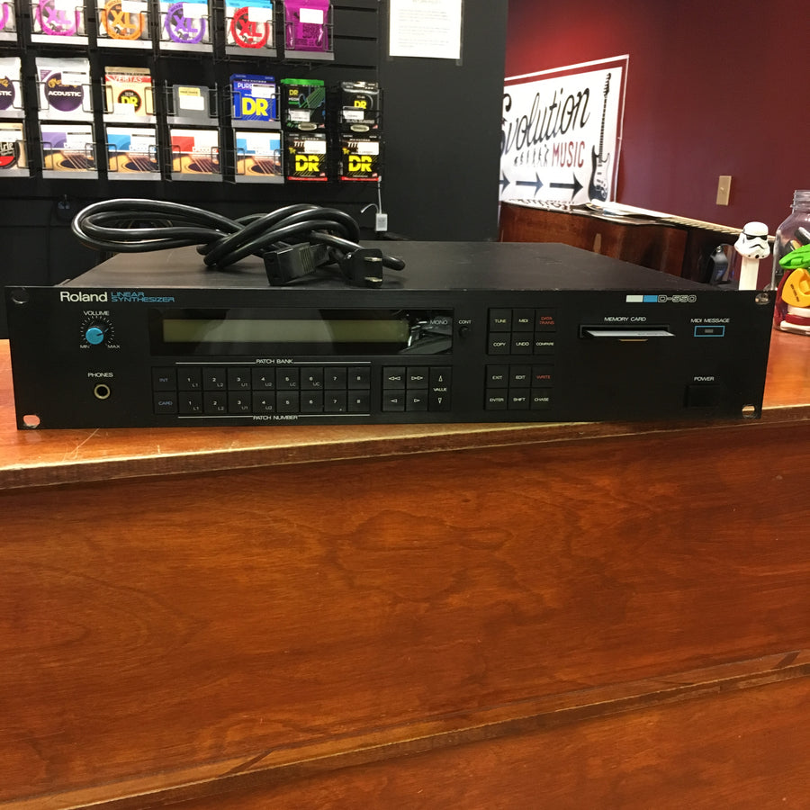 Roland D-550 Rack Synthesizer w D50 Memory Card