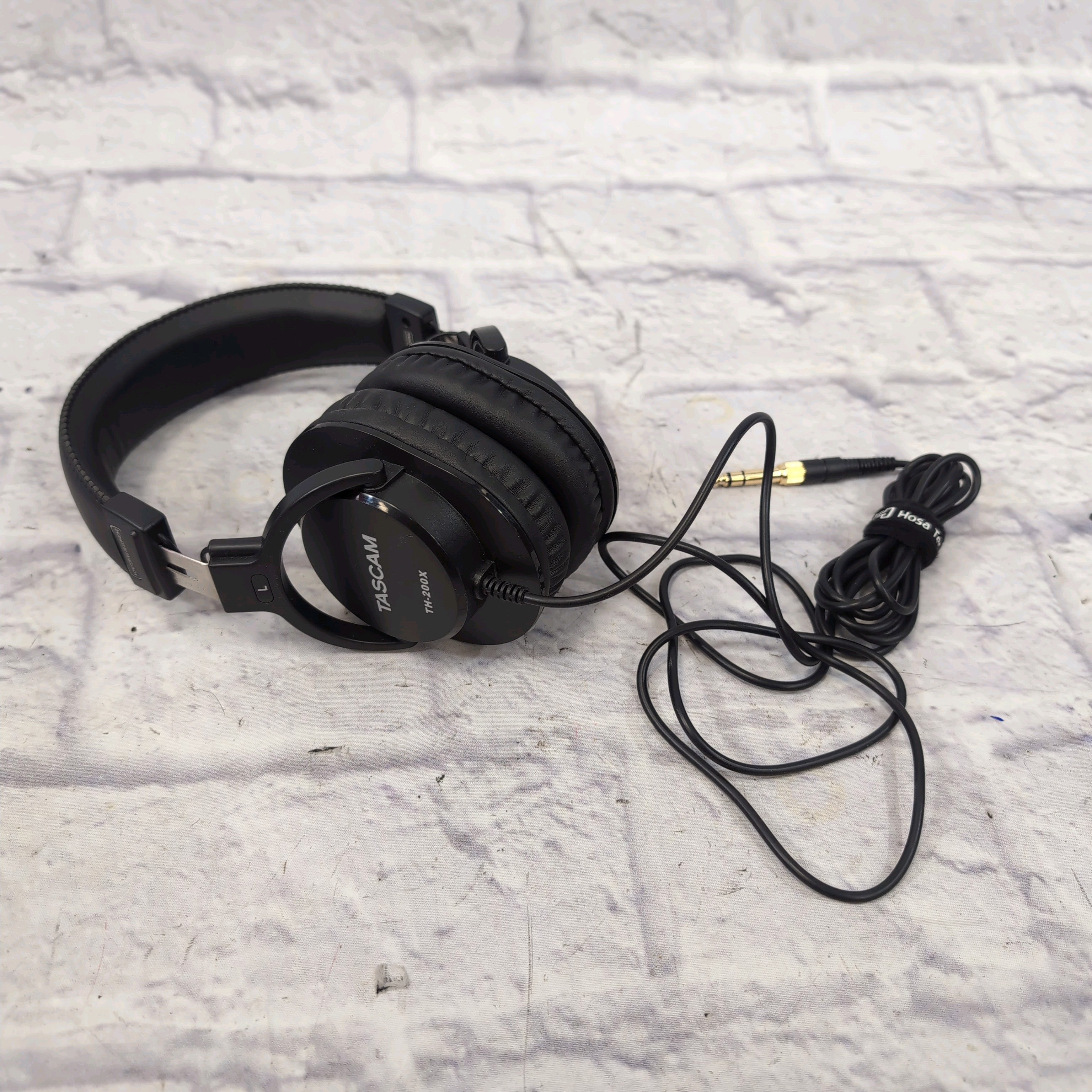 Tascam TH200X Headphones Evolution Music