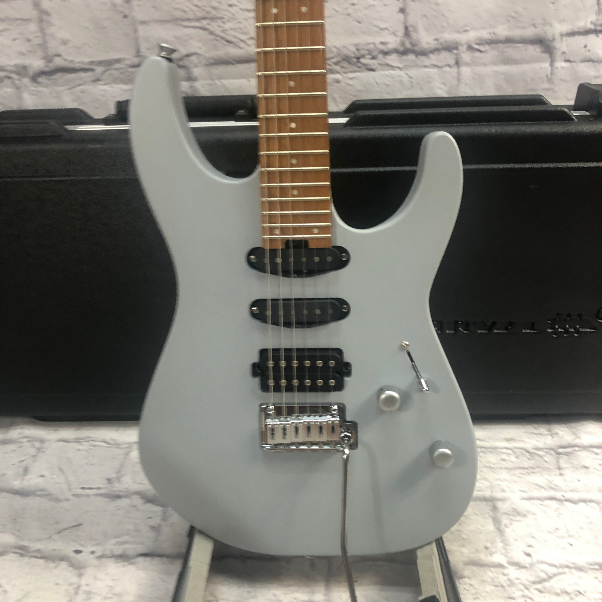 Charvel Pro Mod Dk24 with TSA Hard Case