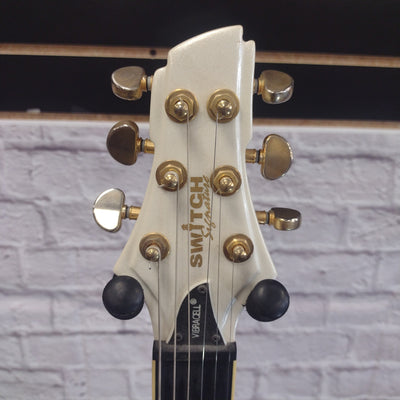 Switch Vibracelll Signature Oscar-IV White Electric Guitar