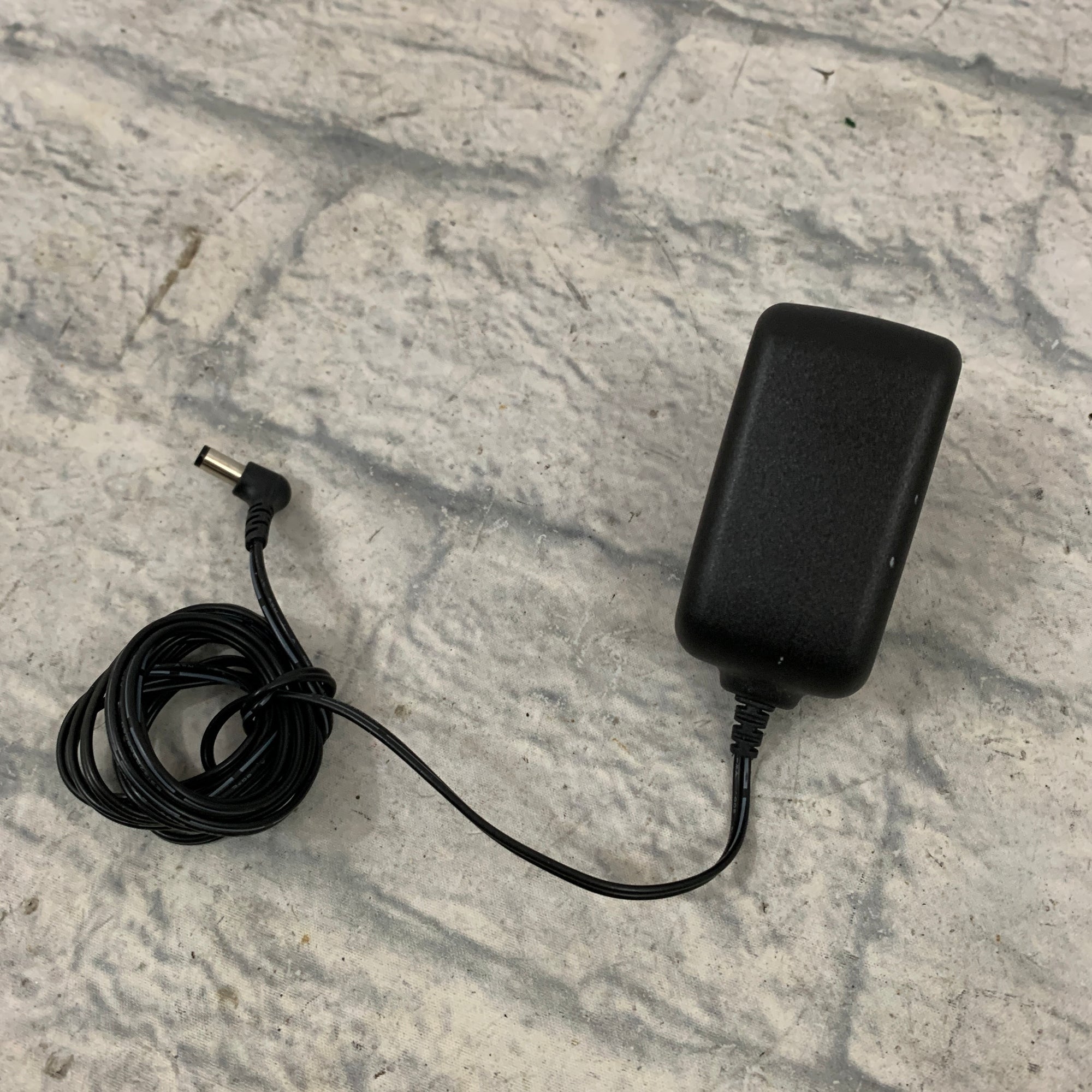 Dunlop ECB-004 18 Volt 500mA Power Supply