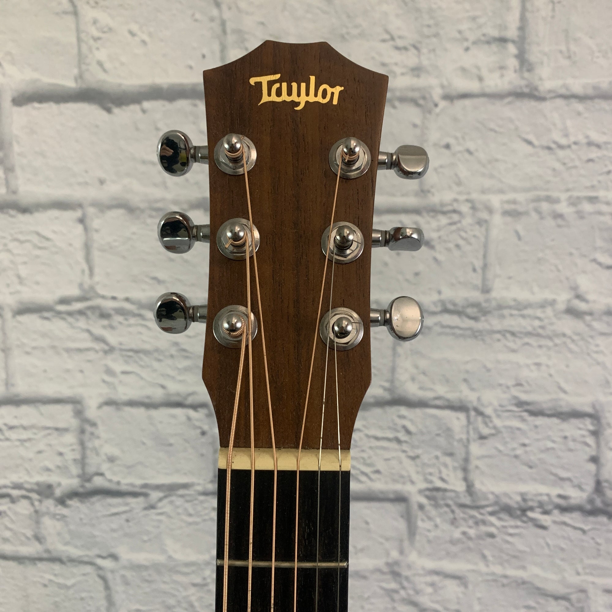 Taylor Baby BT1 Travel Size Acoustic Guitar w/ Gig Bag