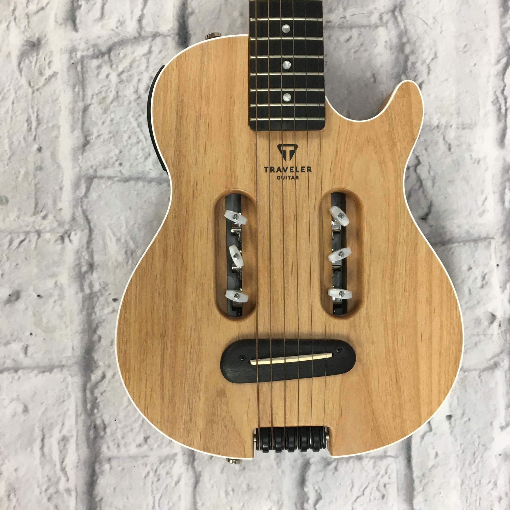 Traveler Escape Mark III Acoustic Electric Guitar