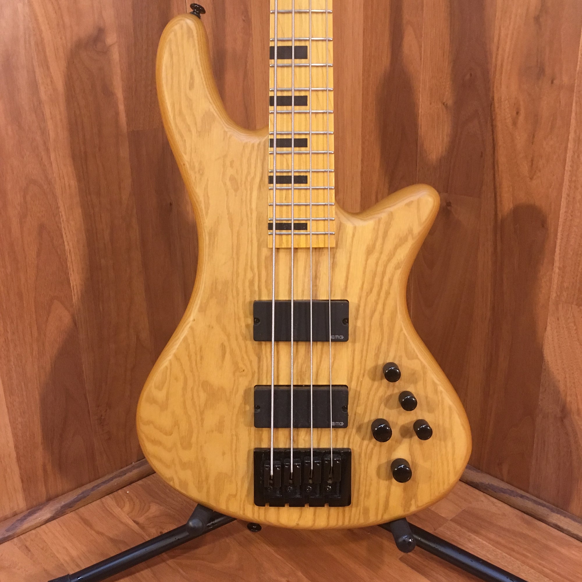 ** Schecter Diamond Series Stiletto 4 Session Natural Bass