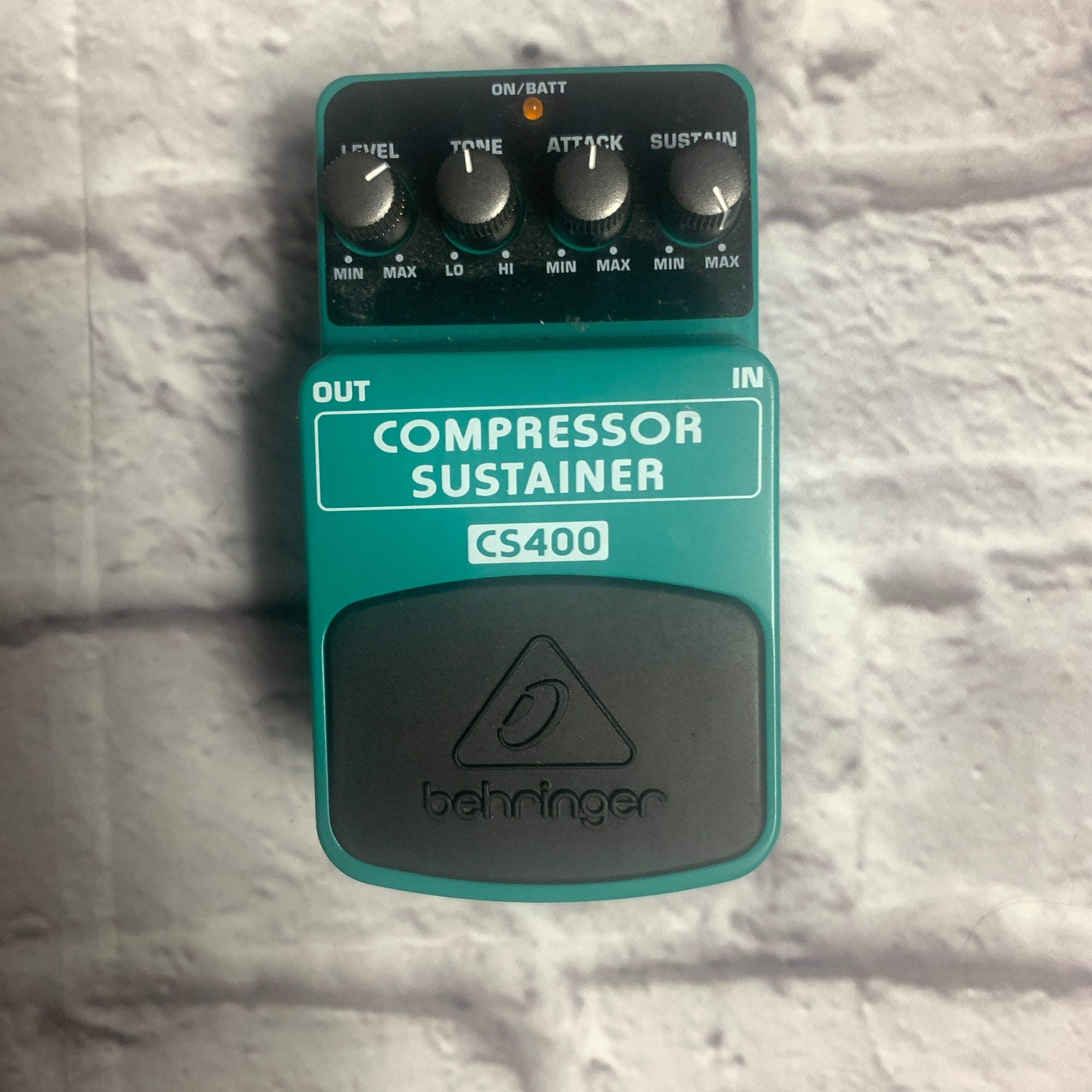 Behringer CS400 Compressor Sustainer Pedal Compression Pedal