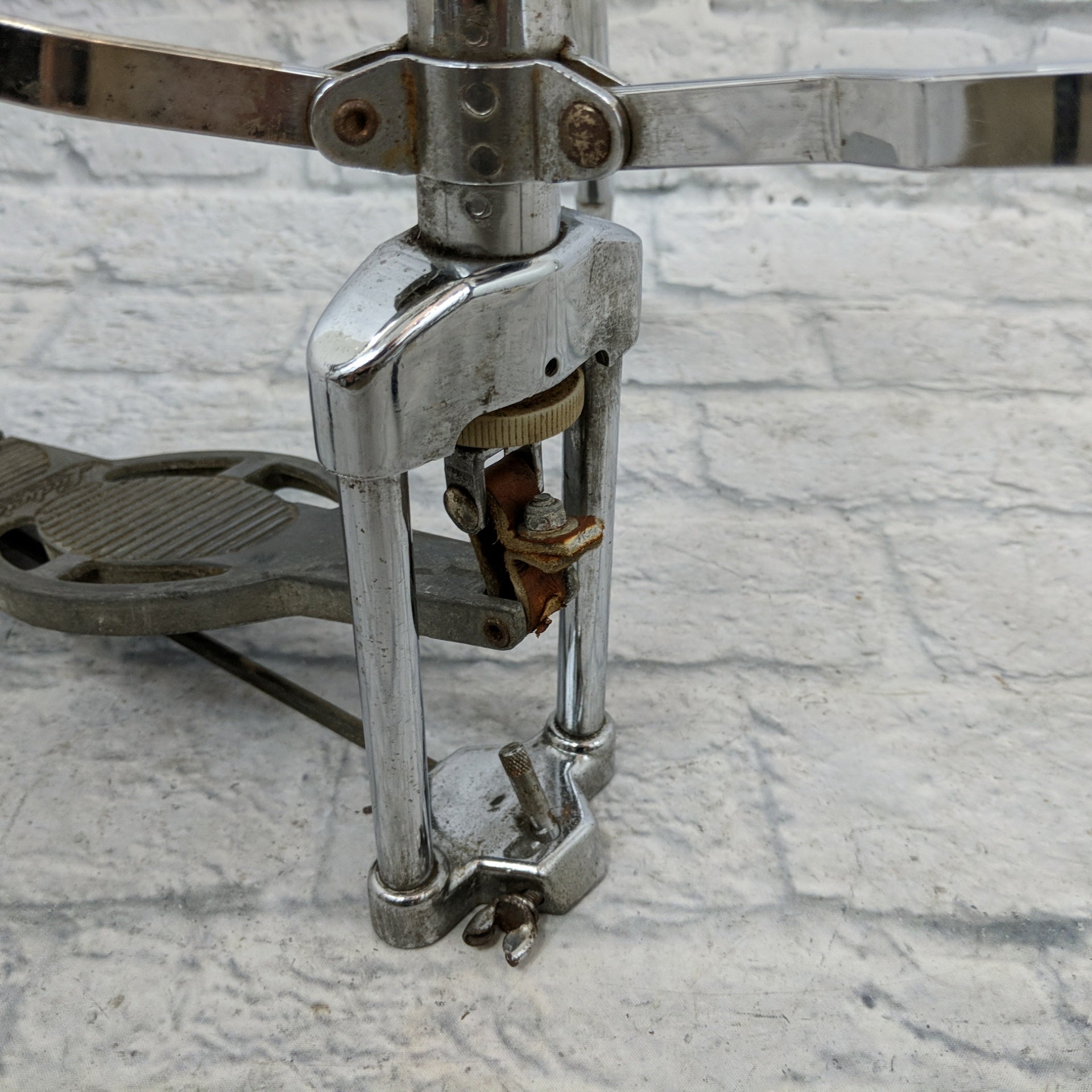 Vintage Ludwig Spur-Lok Hi Hat Stand