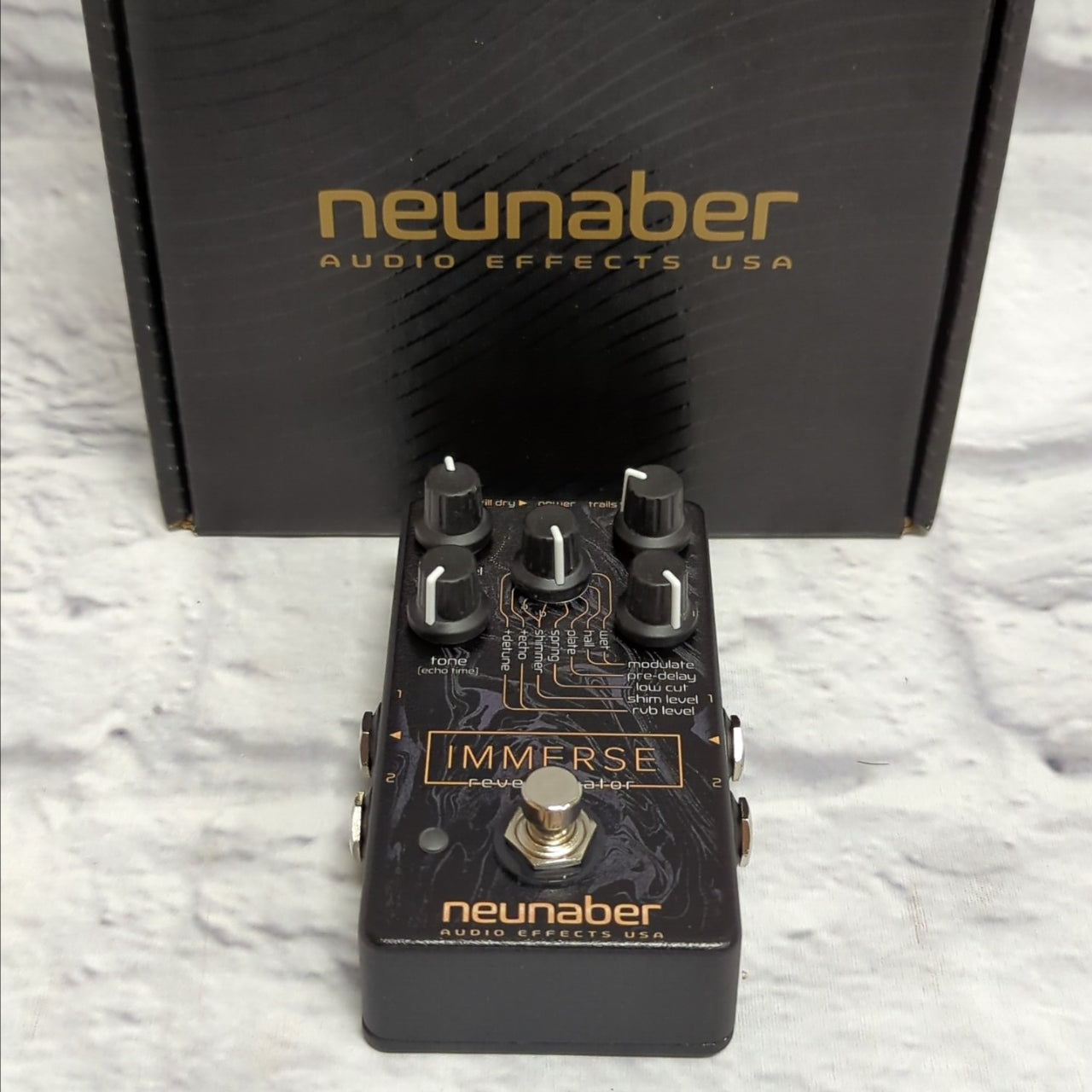 Neunaber Immerse Reverberator Reverb Pedal