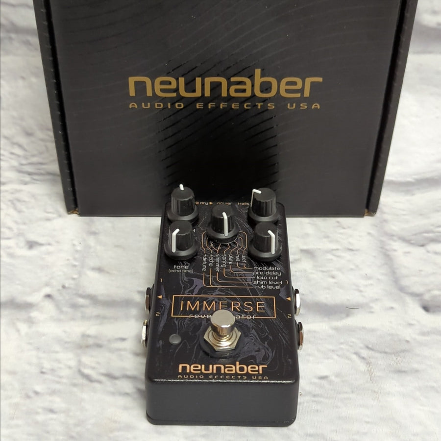 Neunaber Immerse Reverberator Reverb Pedal