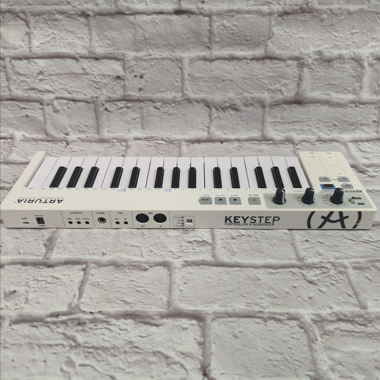 Arturia Key Step 32 Midi Controller