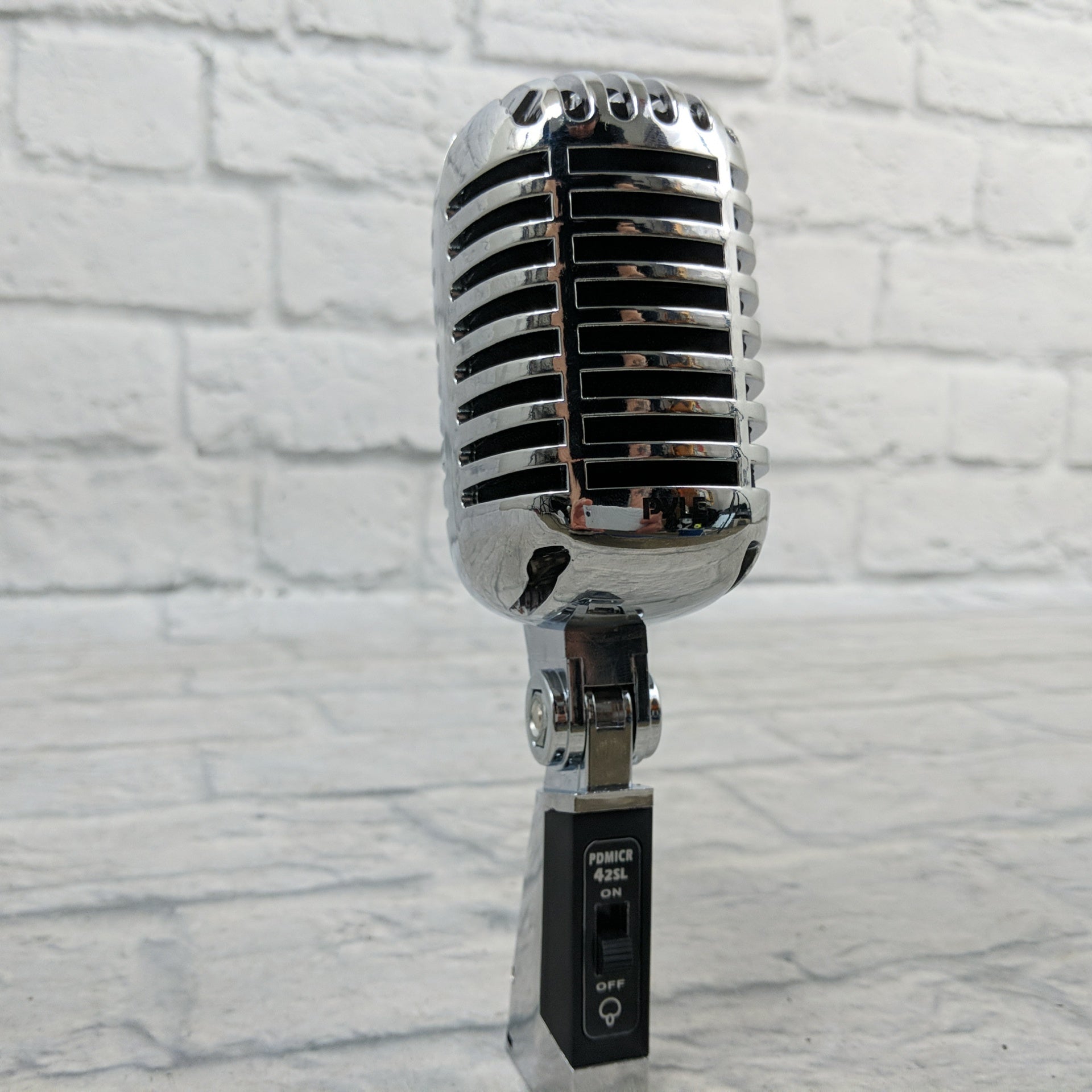 Pyle PDMICR42 Dynamic Microphone