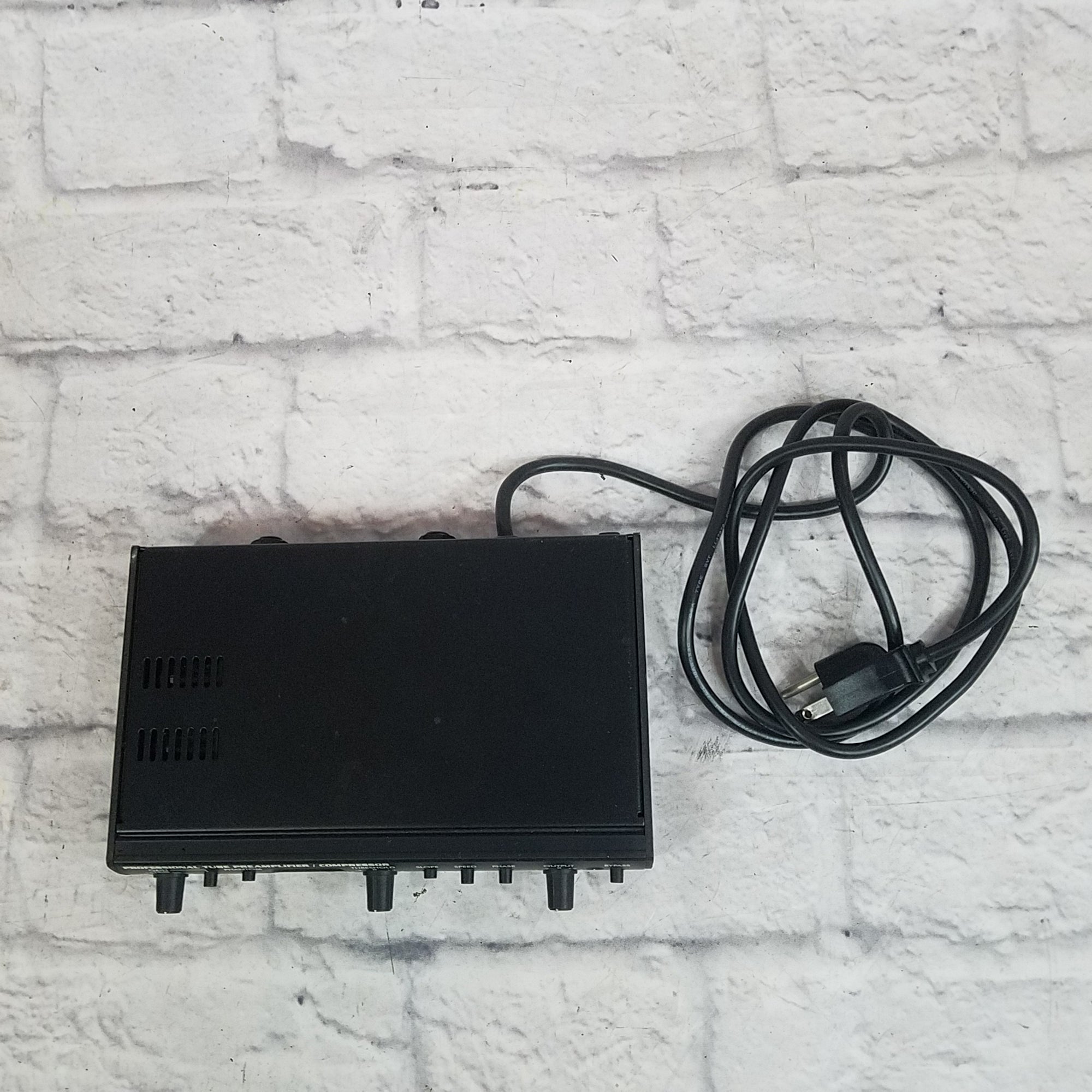 ART Tube Pac Microphone Preamp and Compressor - Evolution Music