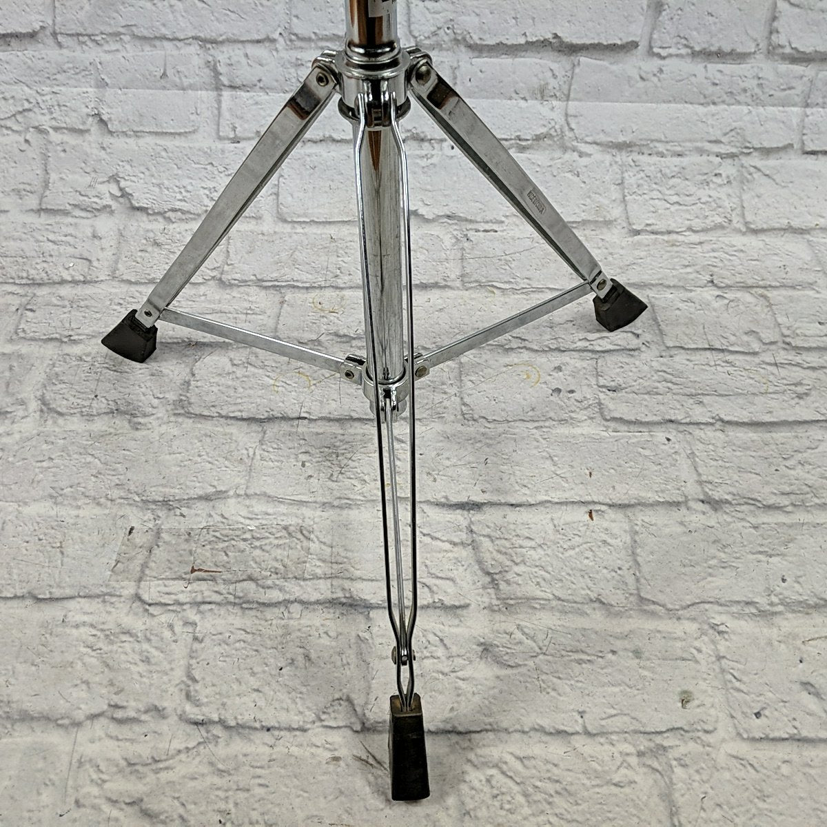 Royce Drum Throne with Backrest