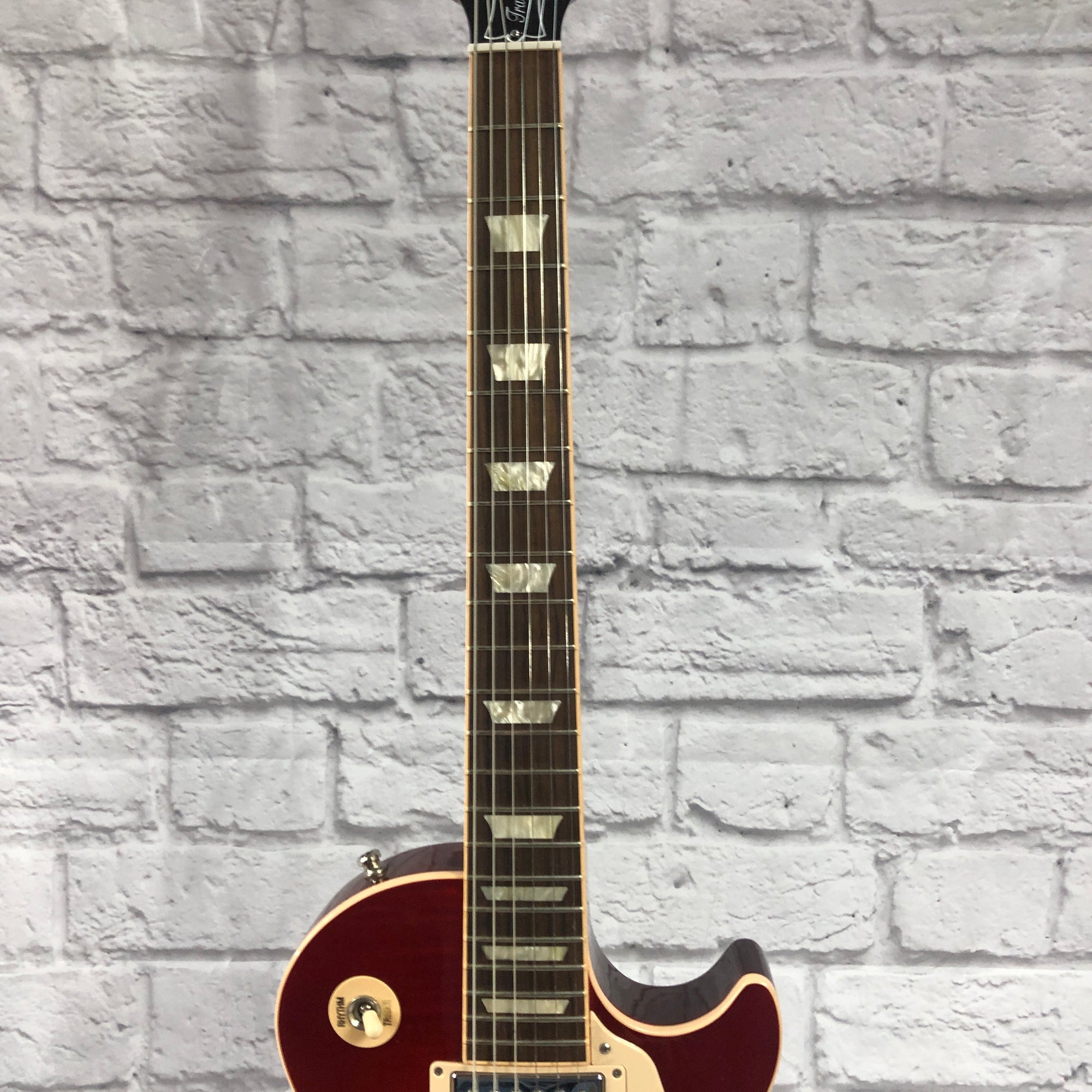 Gibson Les Paul Traditional 2013 Cherry Burst with Case